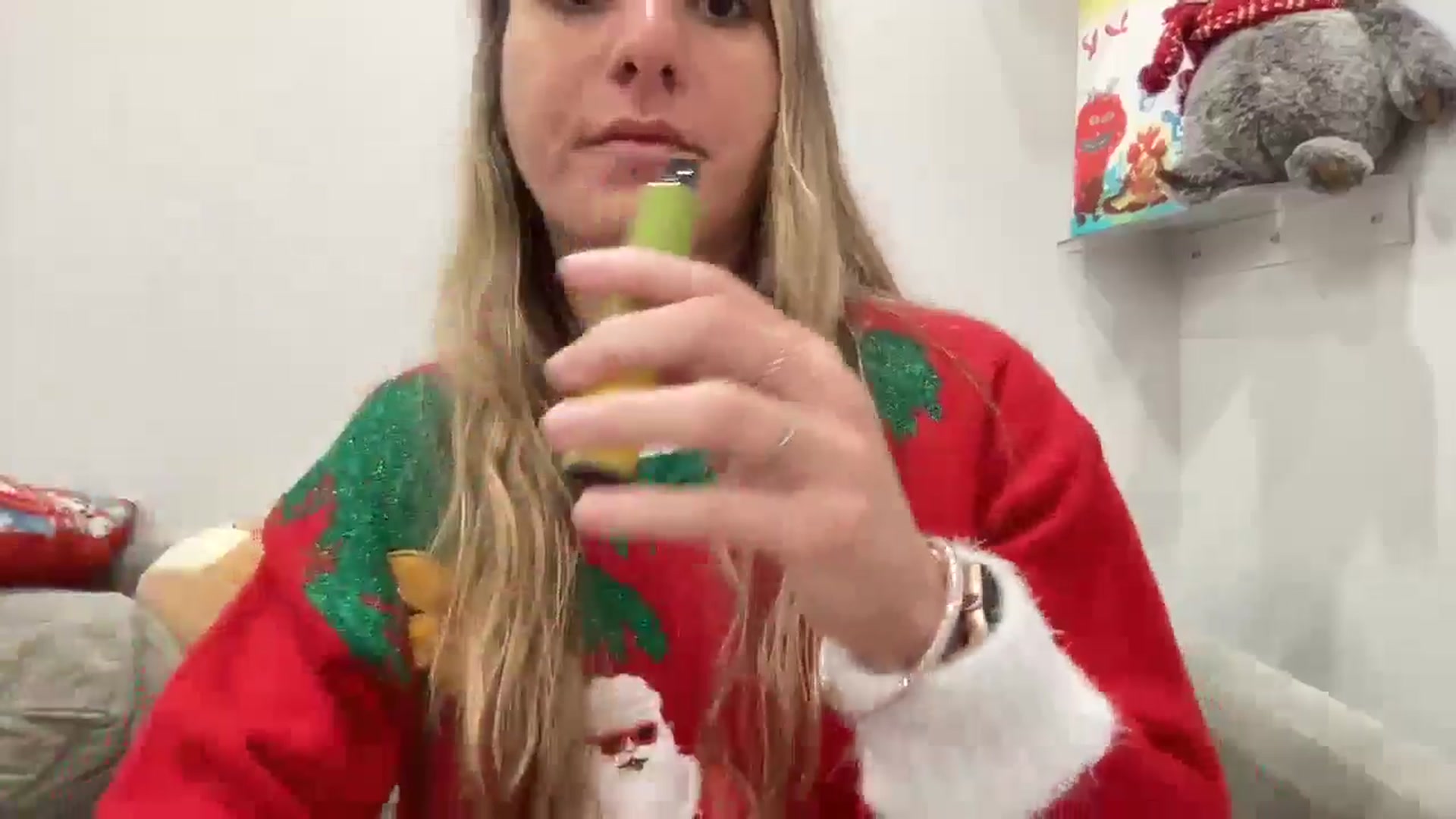 Gallery image thumbnail from AileBun's myfreecams stream on, 12/25/2024, 17:06 image 2 of 20