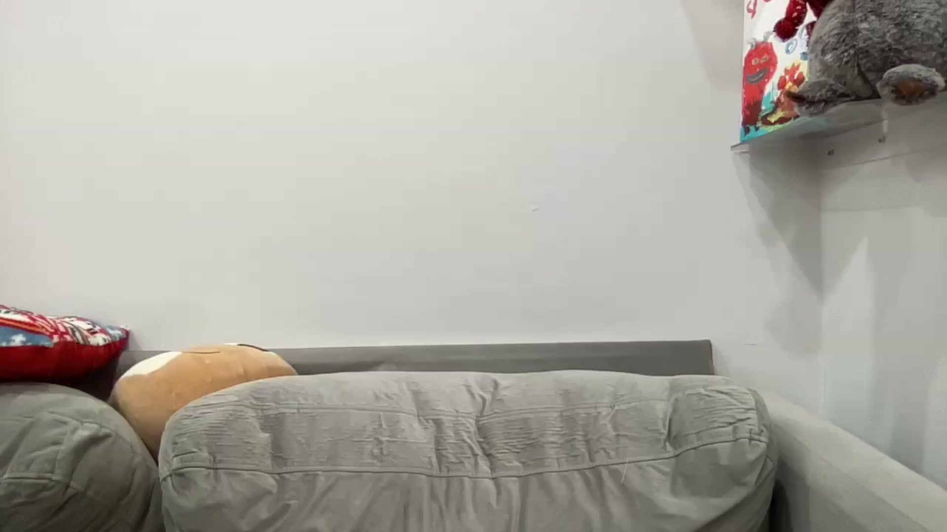Gallery image thumbnail from AileBun's myfreecams stream on, 12/25/2024, 19:36 image 13 of 20