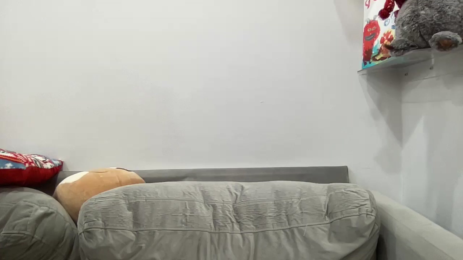 Gallery image thumbnail from AileBun's myfreecams stream on, 12/25/2024, 19:36 image 10 of 20