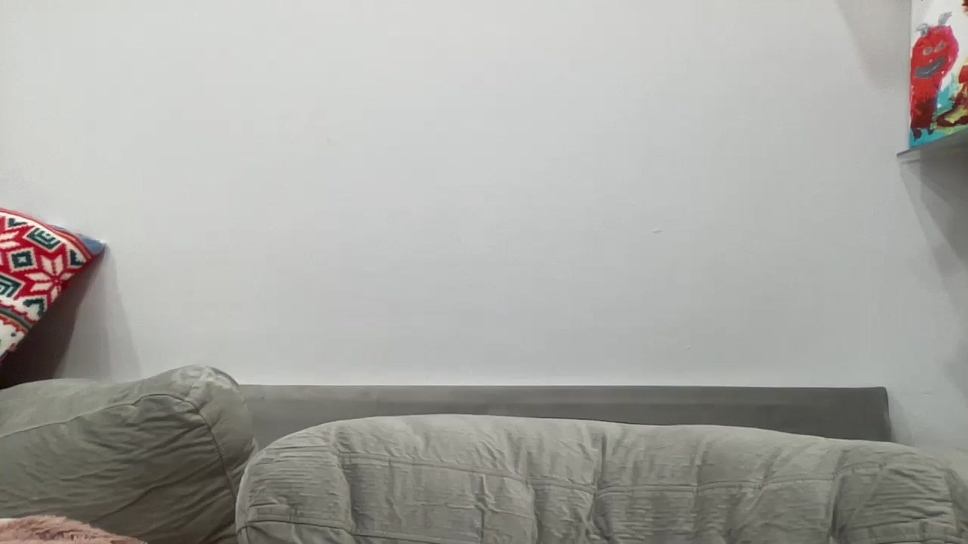 Gallery image thumbnail from AileBun's myfreecams stream on, 12/26/2024, 06:32 image 16 of 20