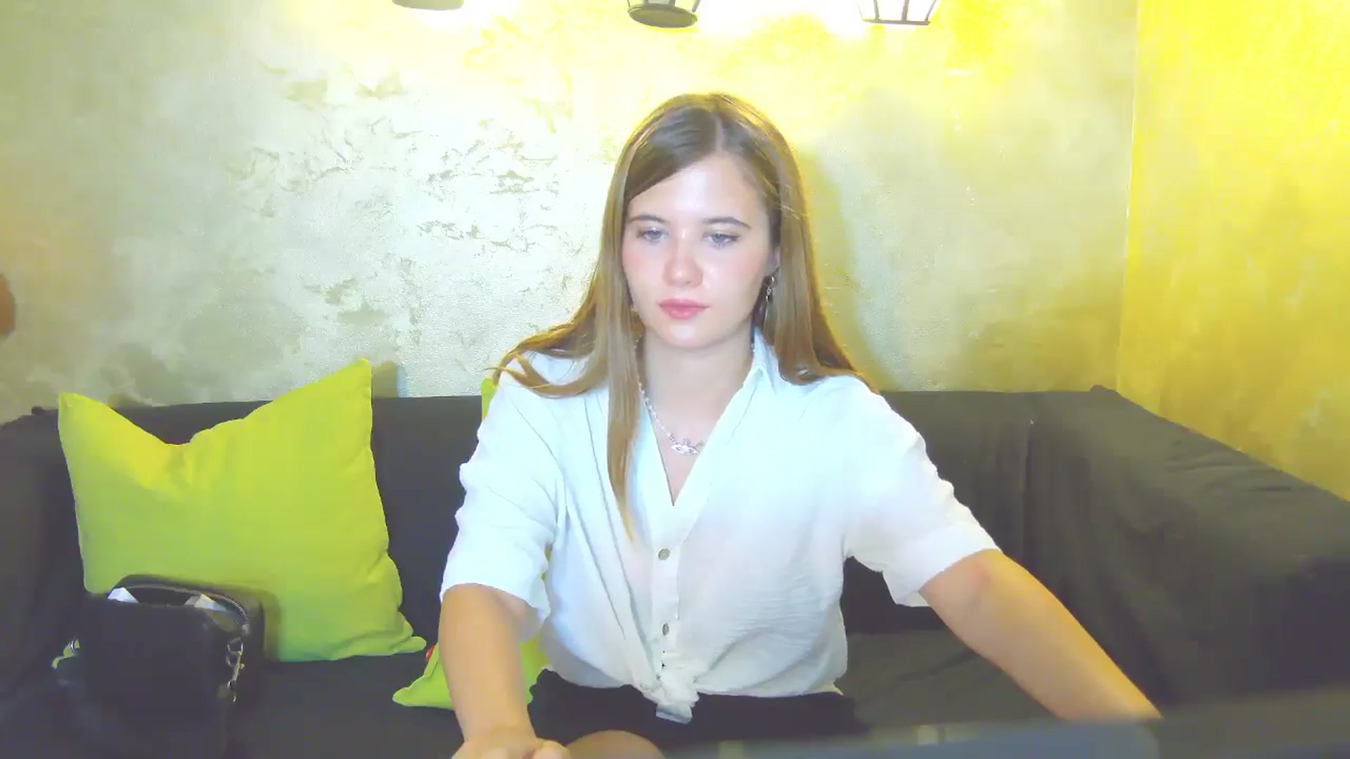 Gallery image thumbnail from Aileenaa's myfreecams stream on, 08/18/2025, 17:30 image 18 of 20