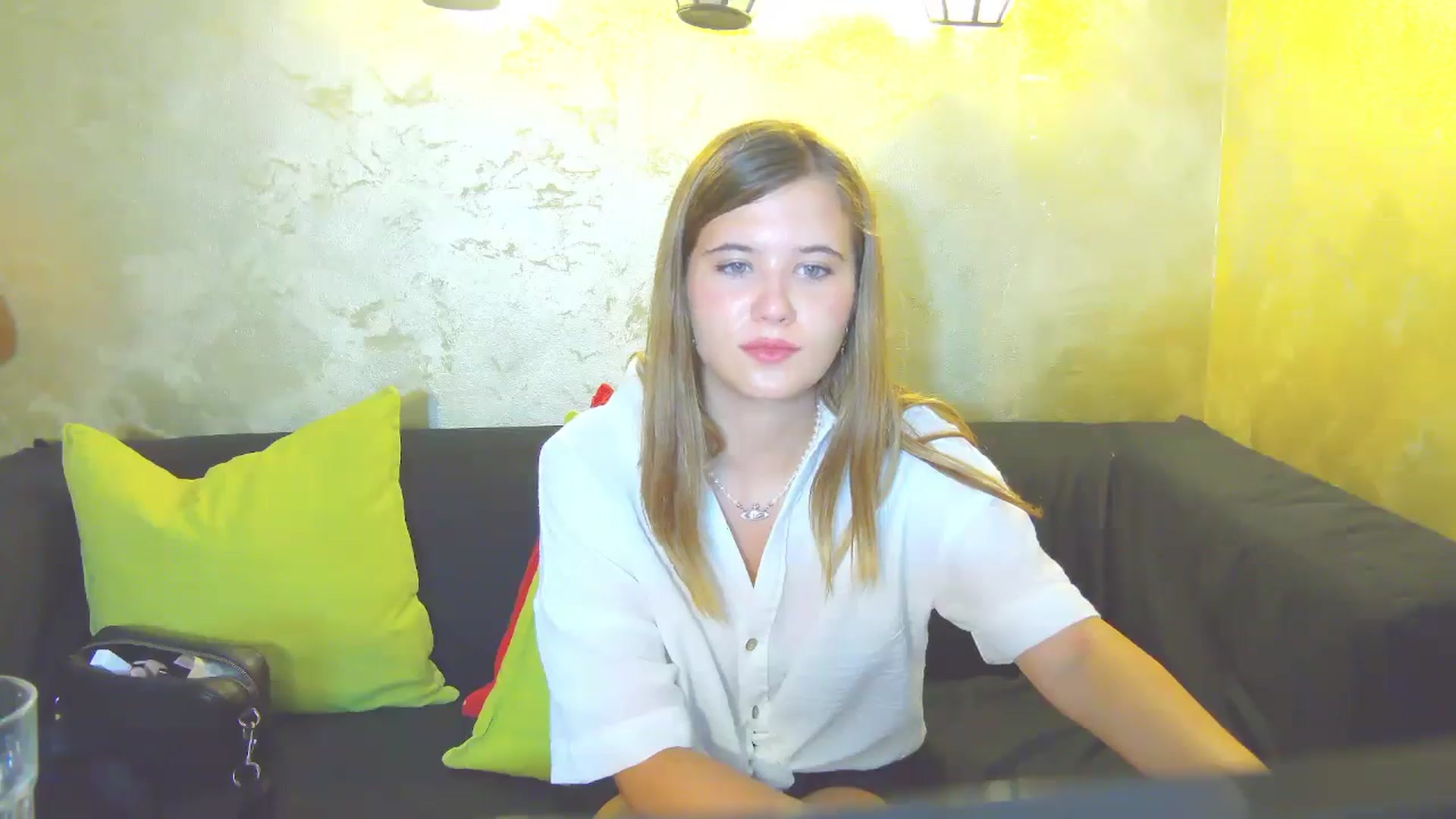 Gallery image thumbnail from Aileenaa's myfreecams stream on, 08/18/2025, 18:08 image 14 of 20