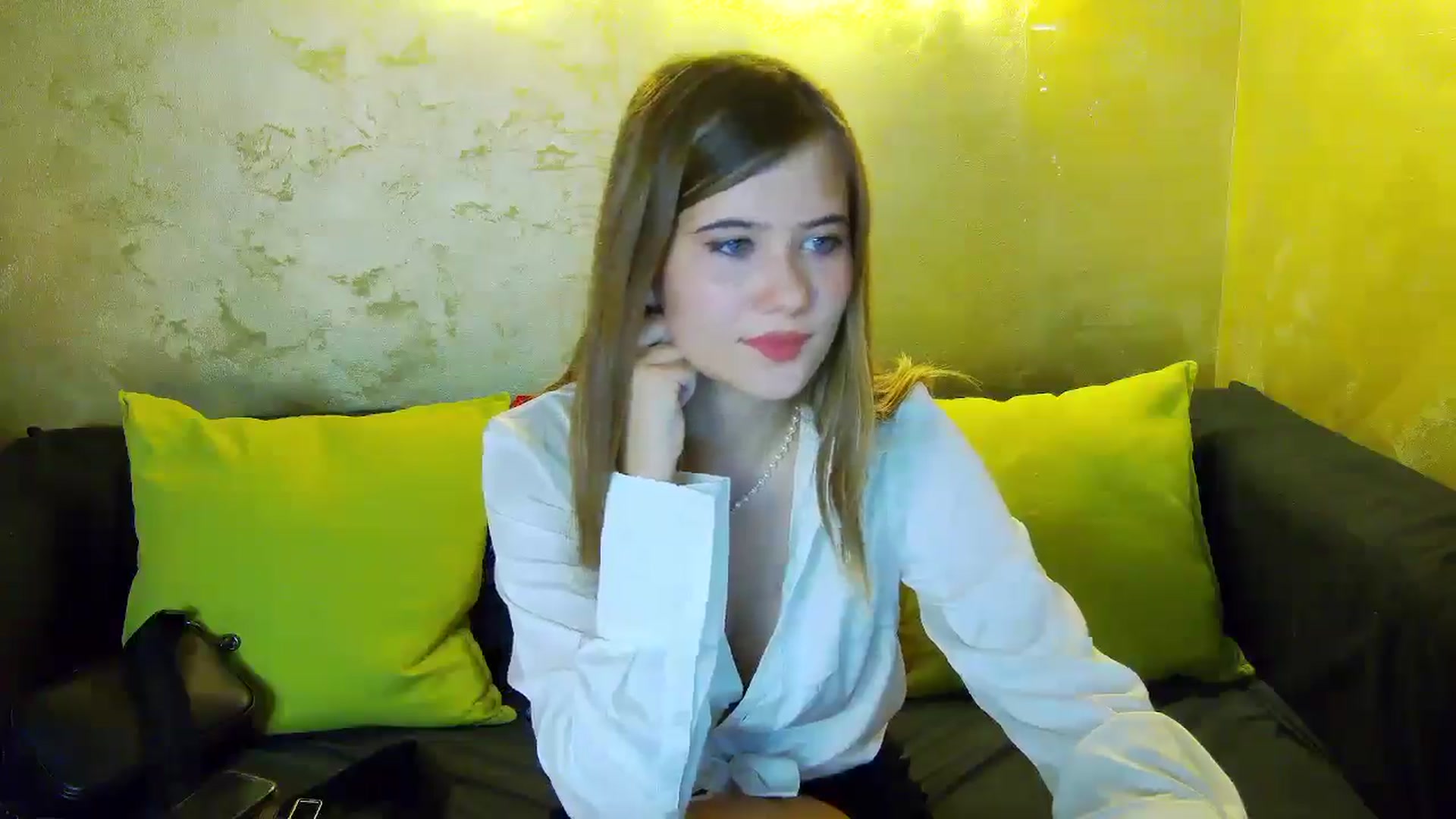 Gallery image thumbnail from Aileenaa's myfreecams stream on, 08/29/2025, 15:16 image 18 of 20