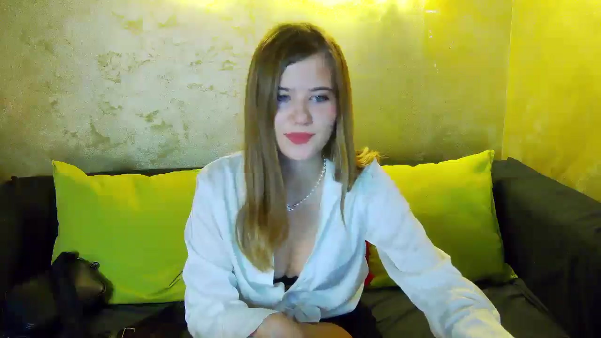 Gallery image thumbnail from Aileenaa's myfreecams stream on, 08/29/2025, 16:11 image 8 of 20