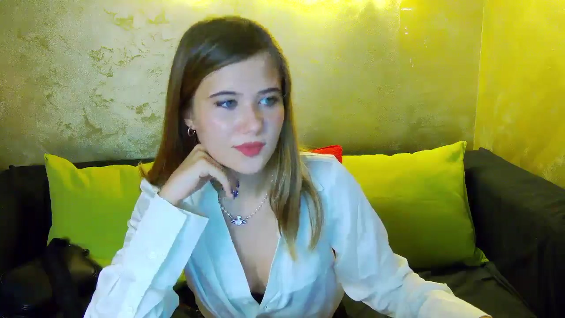Gallery image thumbnail from Aileenaa's myfreecams stream on, 08/29/2025, 17:08 image 9 of 20