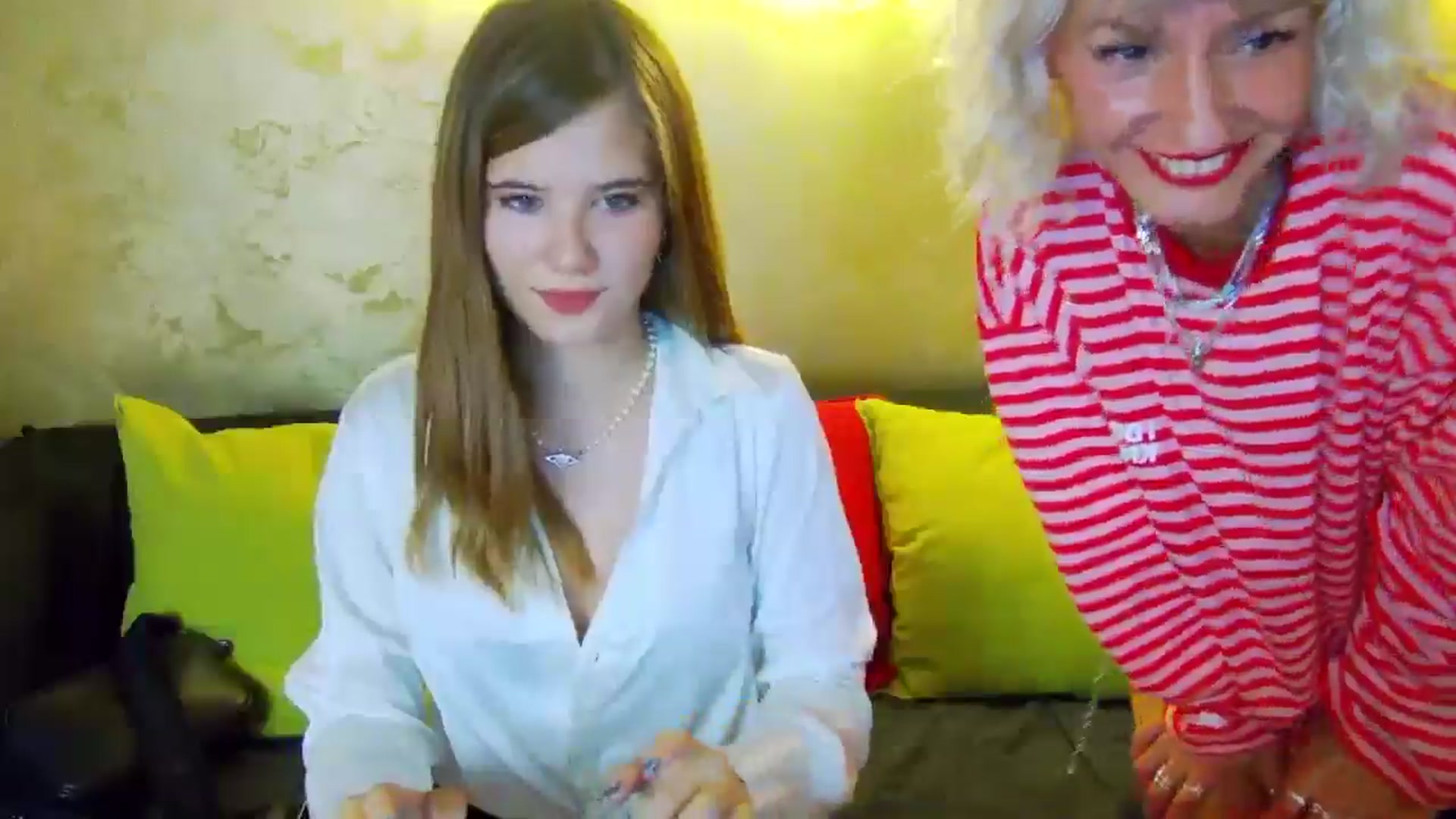 Gallery image thumbnail from Aileenaa's myfreecams stream on, 08/29/2025, 17:08 image 16 of 20