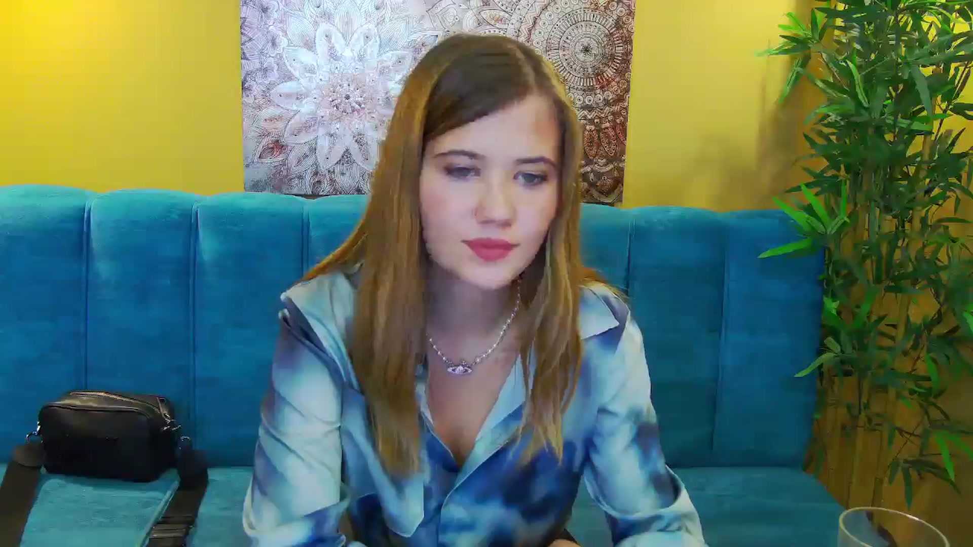 Gallery image thumbnail from Aileenaa's myfreecams stream on, 08/30/2025, 16:32 image 10 of 20