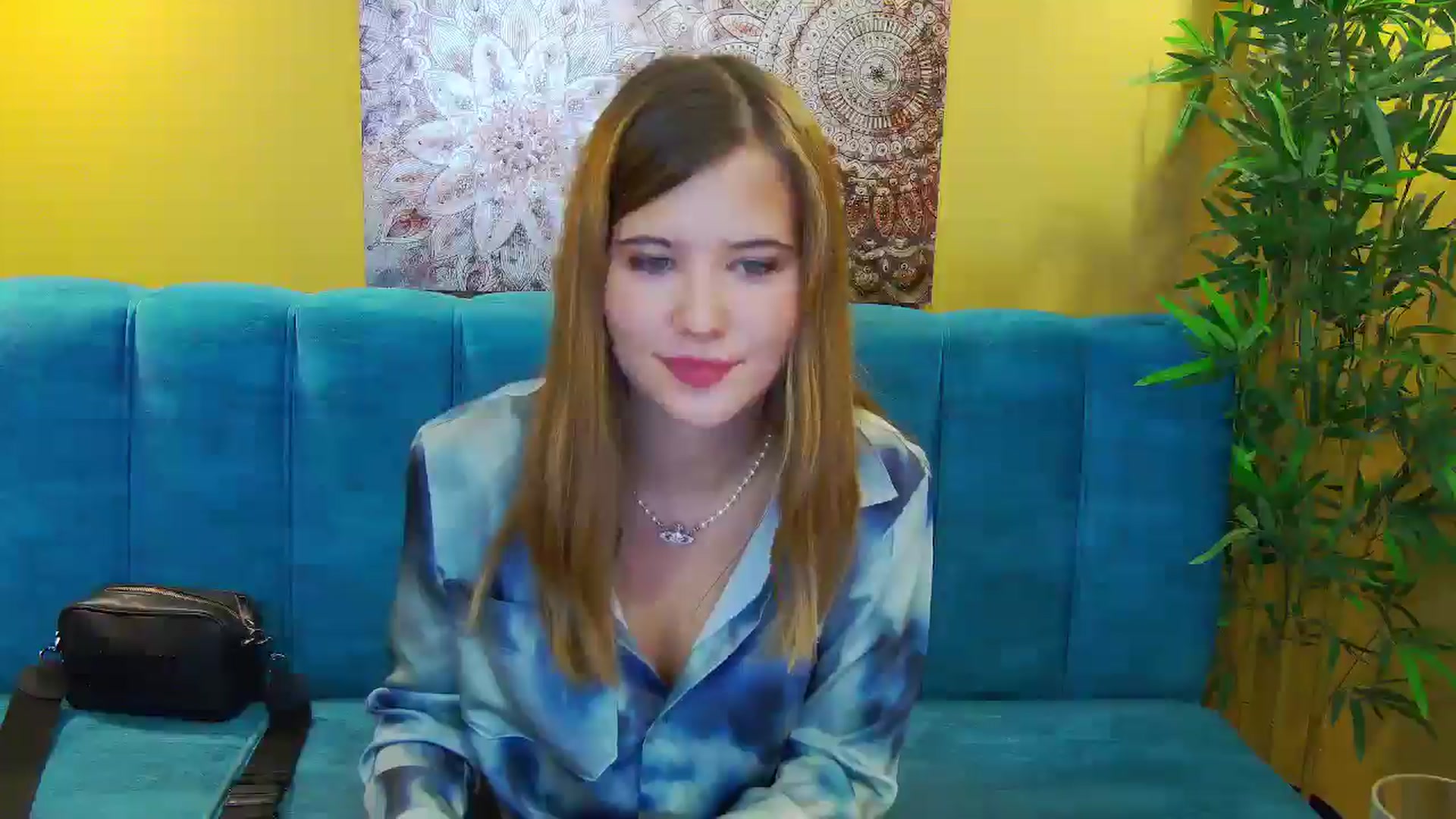 Gallery image thumbnail from Aileenaa's myfreecams stream on, 08/30/2025, 16:32 image 18 of 20