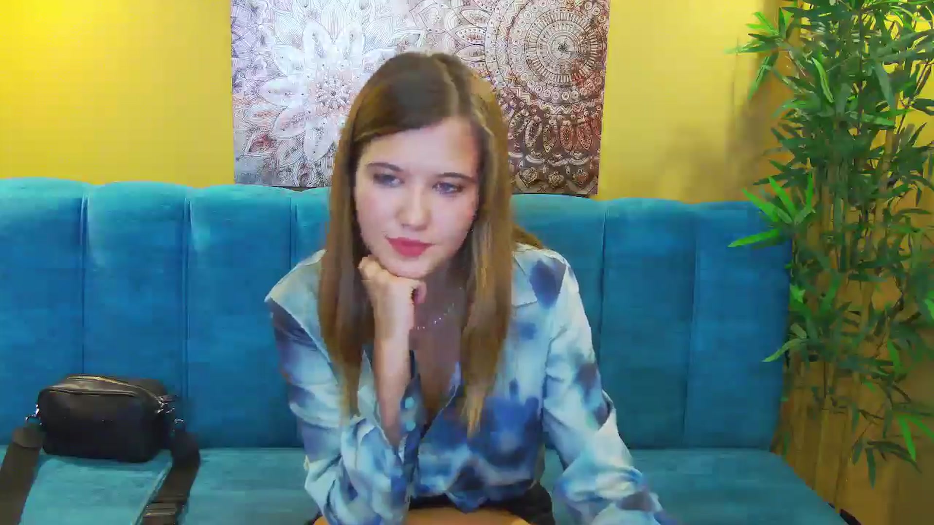 Gallery image thumbnail from Aileenaa's myfreecams stream on, 08/30/2025, 17:59 image 14 of 20