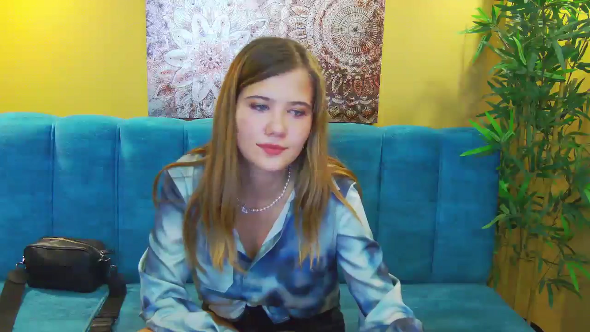 Gallery image thumbnail from Aileenaa's myfreecams stream on, 08/30/2025, 17:59 image 4 of 20