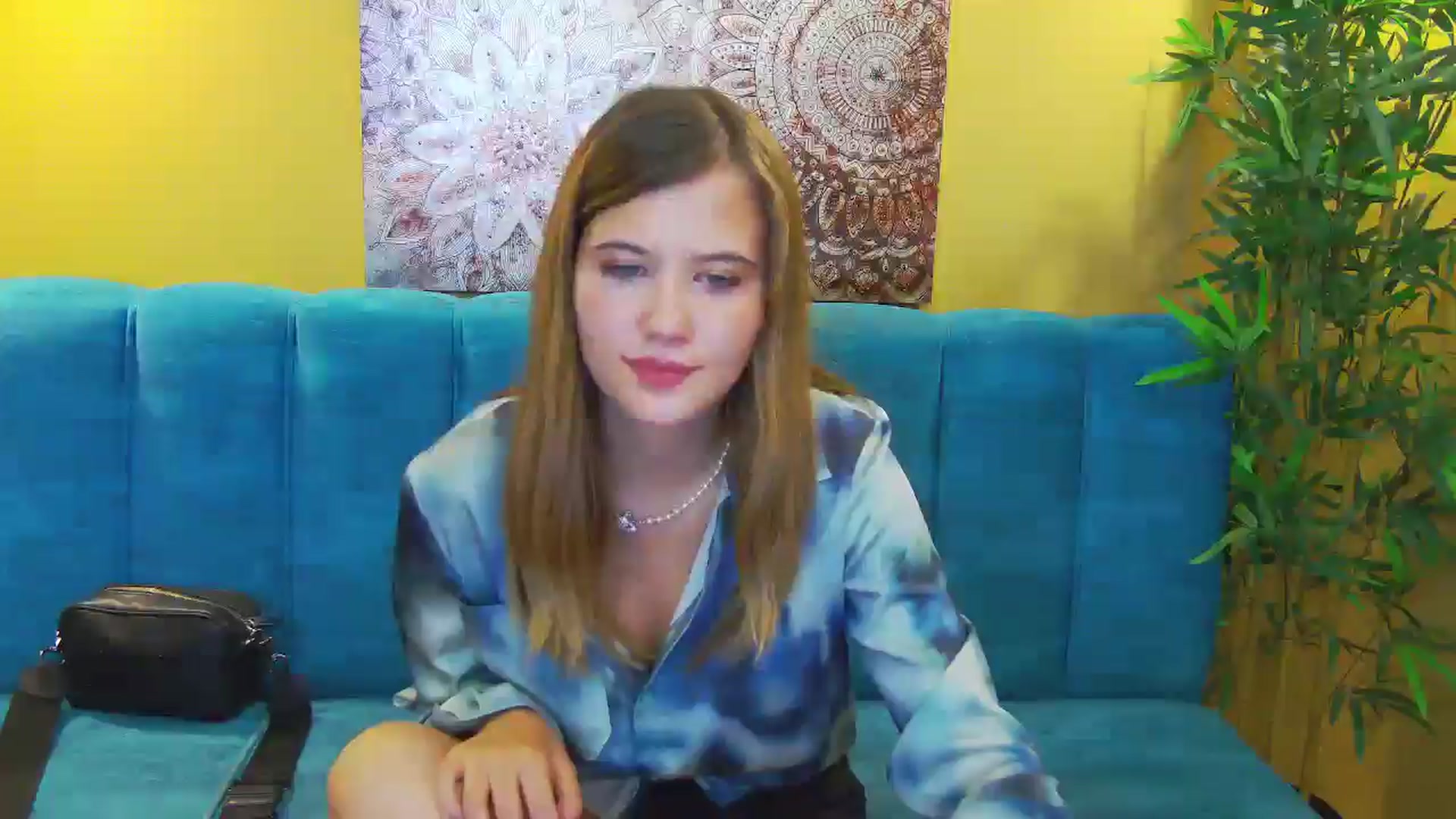 Gallery image thumbnail from Aileenaa's myfreecams stream on, 08/30/2025, 17:59 image 17 of 20