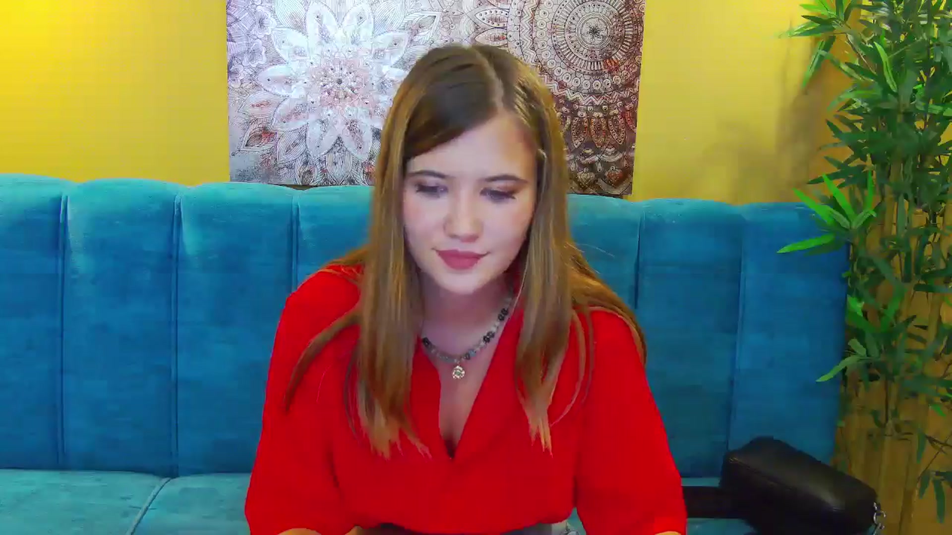 Gallery image thumbnail from Aileenaa's myfreecams stream on, 08/31/2025, 14:51 image 6 of 20
