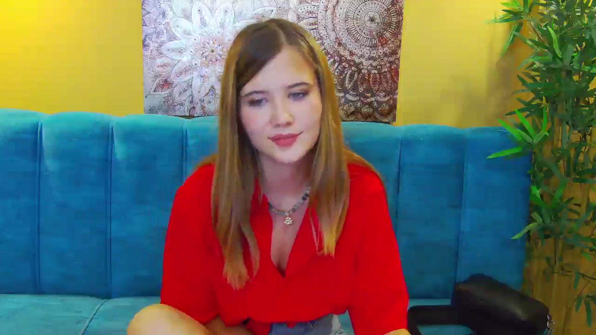 Gallery image thumbnail from Aileenaa's myfreecams stream on, 08/31/2025, 14:51 image 15 of 20