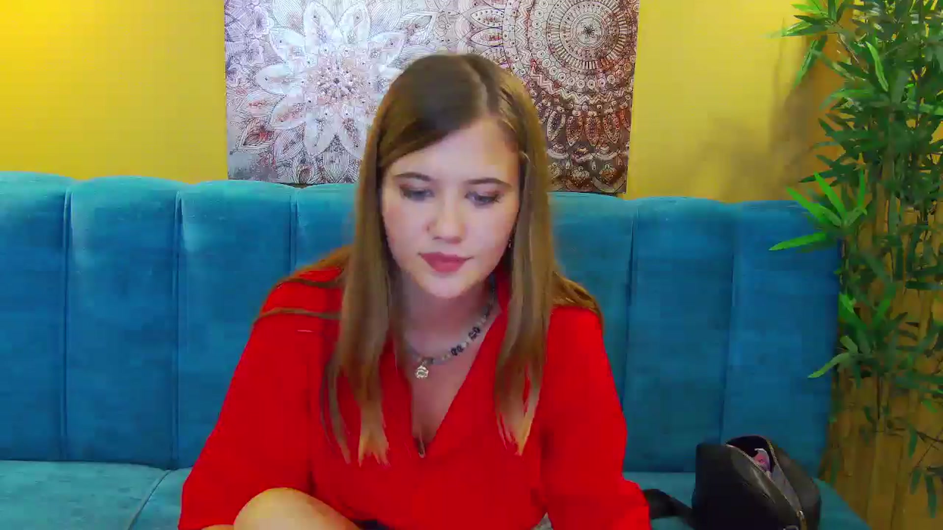 Gallery image thumbnail from Aileenaa's myfreecams stream on, 08/31/2025, 17:16 image 9 of 20
