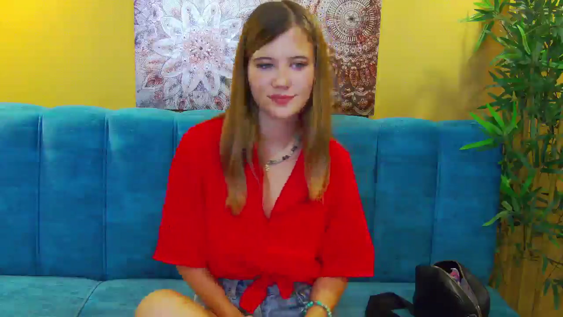 Gallery image thumbnail from Aileenaa's myfreecams stream on, 08/31/2025, 17:16 image 17 of 20