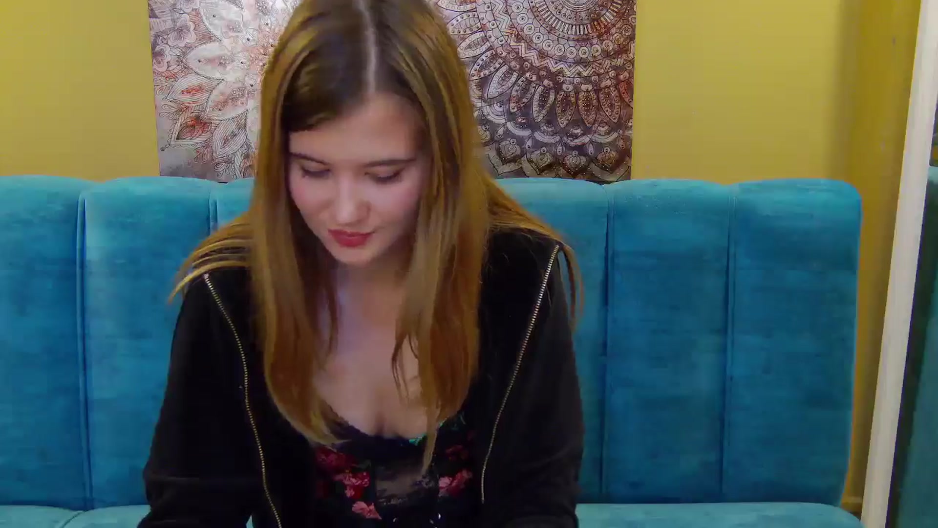 Gallery image thumbnail from Aileenaa's myfreecams stream on, 09/29/2025, 17:01 image 14 of 20