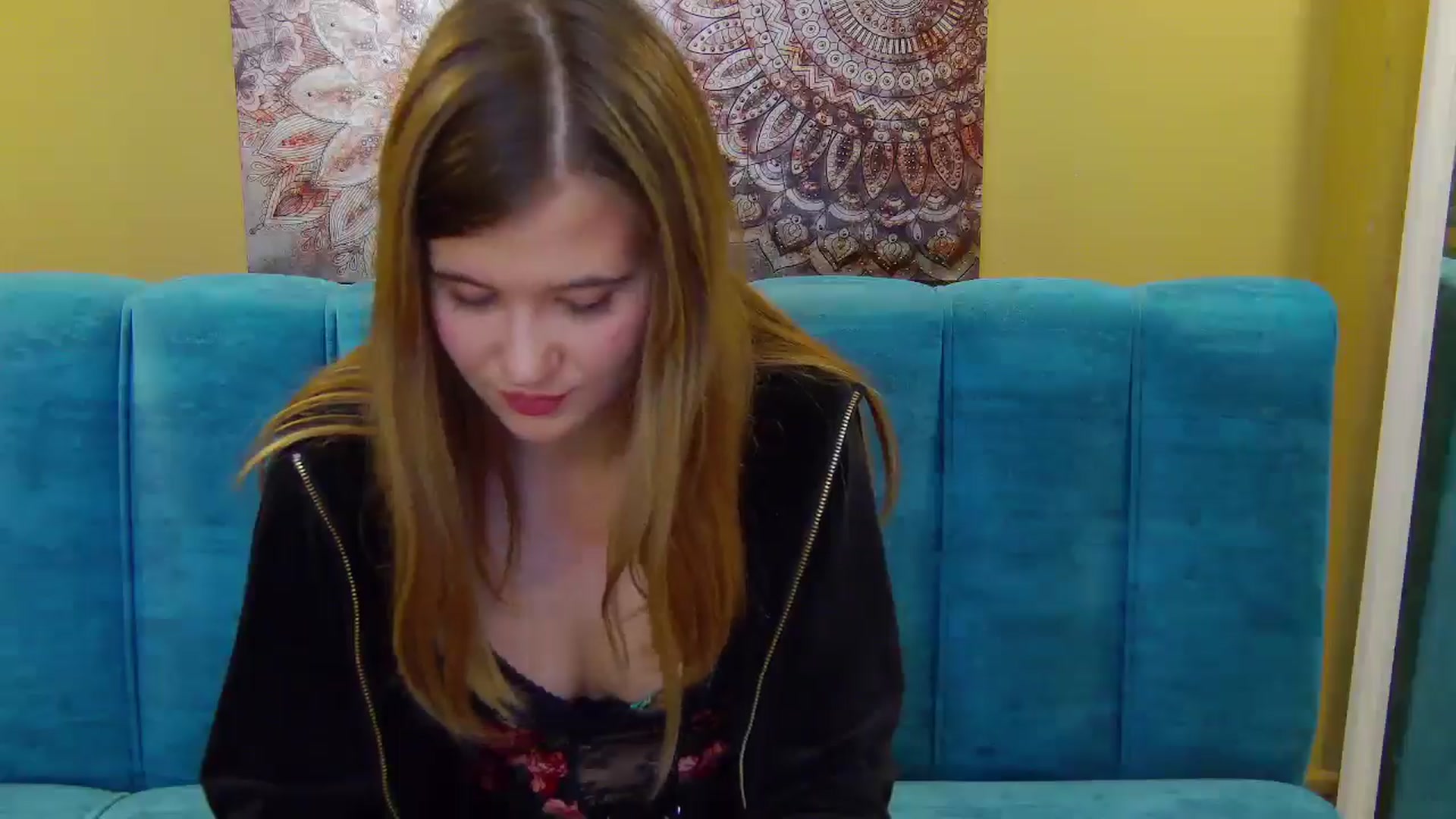 Gallery image thumbnail from Aileenaa's myfreecams stream on, 09/29/2025, 17:01 image 13 of 20