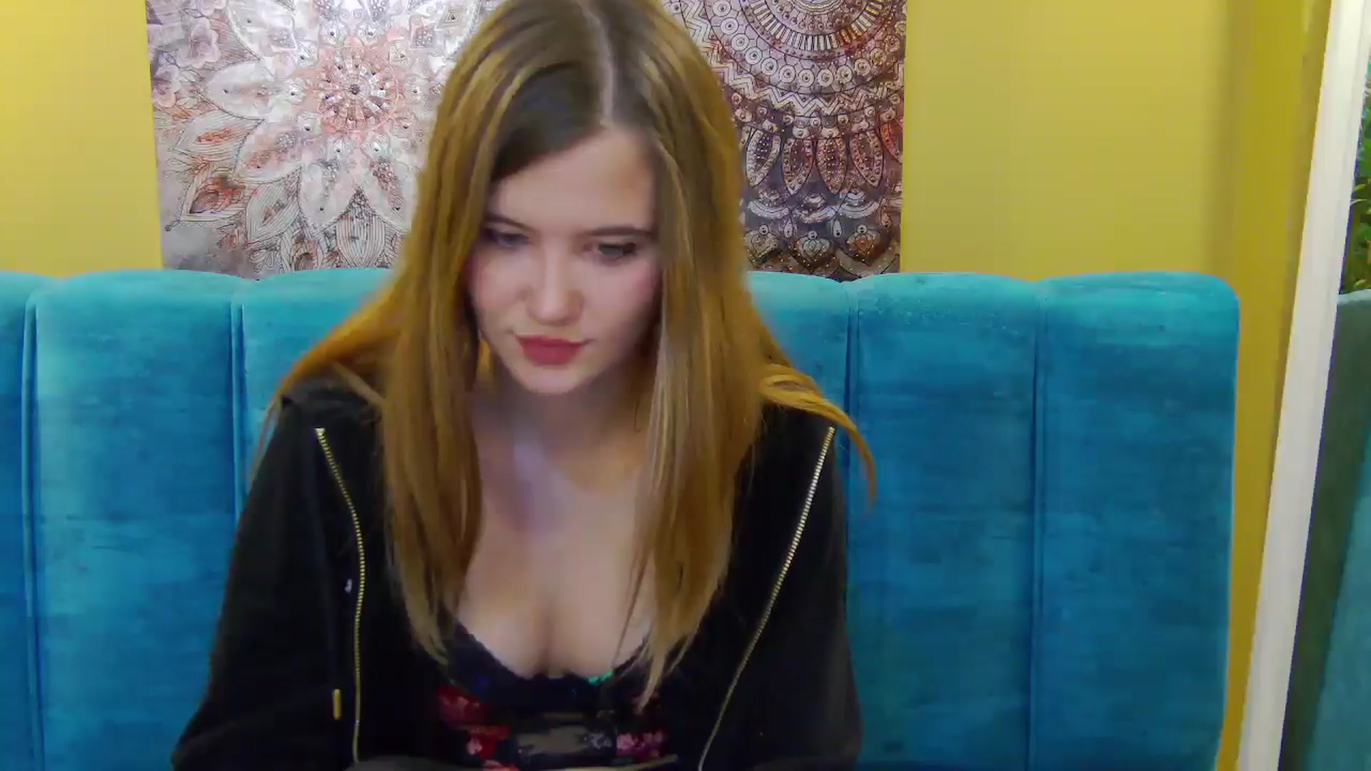 Gallery image thumbnail from Aileenaa's myfreecams stream on, 10/01/2025, 17:36 image 14 of 20
