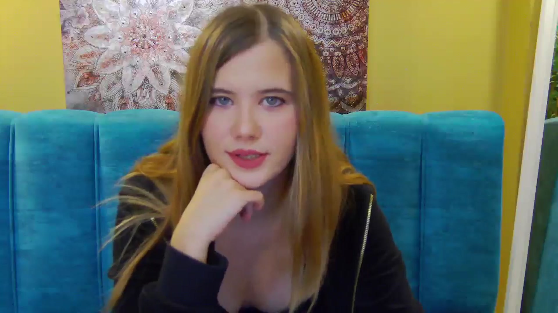 Gallery image thumbnail from Aileenaa's myfreecams stream on, 10/01/2025, 17:36 image 12 of 20