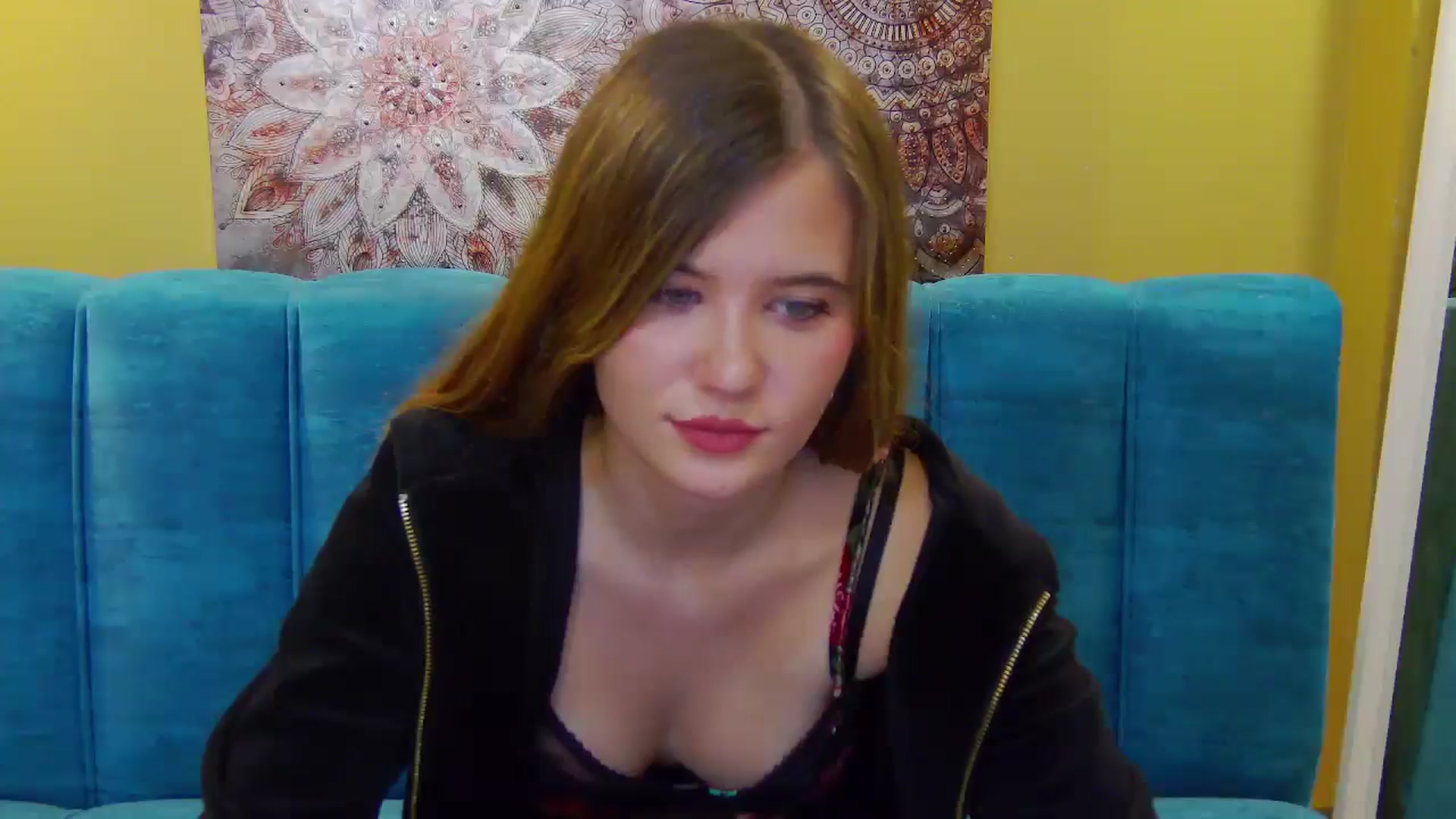 Gallery image thumbnail from Aileenaa's myfreecams stream on, 10/01/2025, 19:40 image 14 of 20