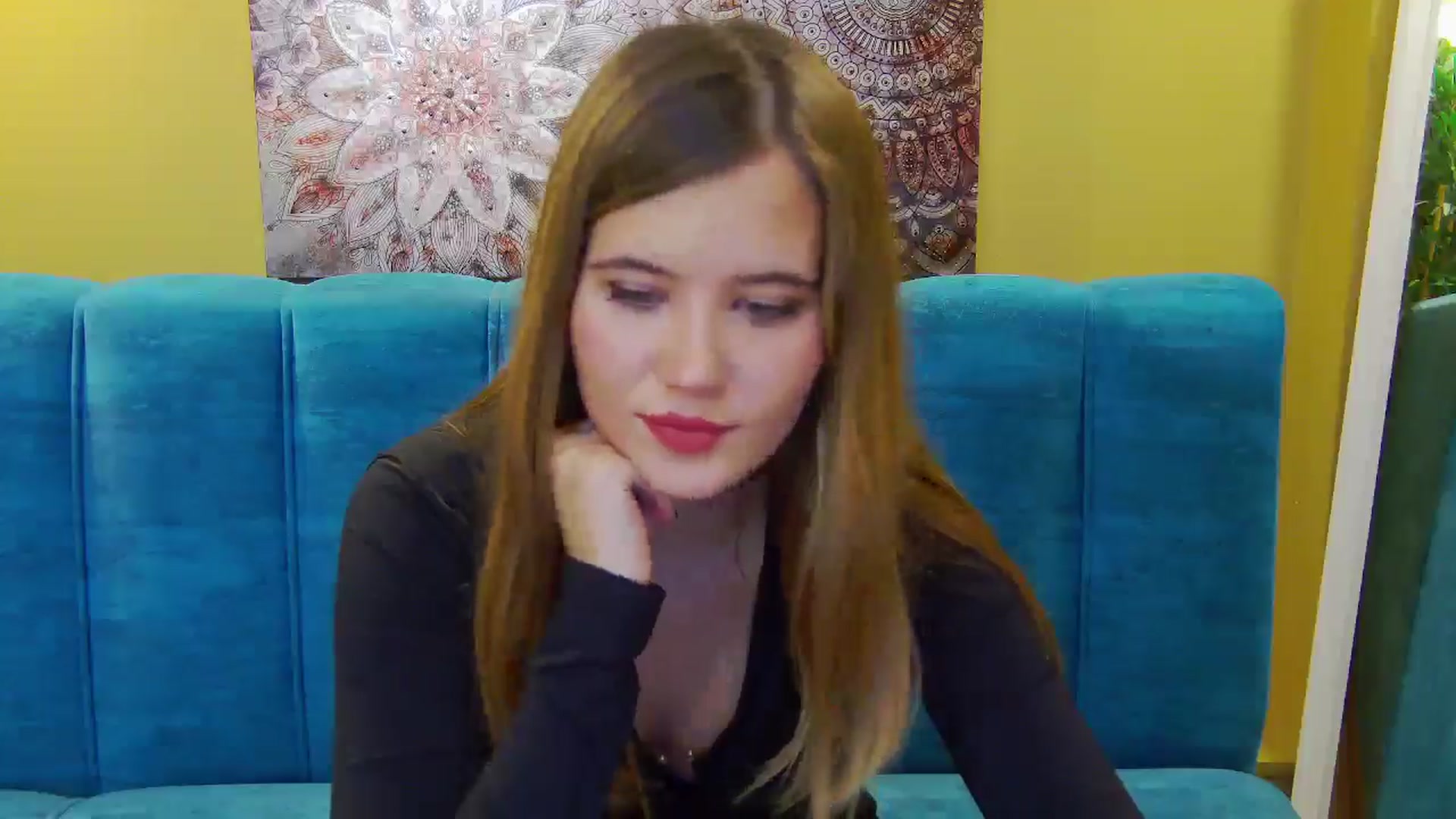 Gallery image thumbnail from Aileenaa's myfreecams stream on, 10/03/2025, 17:38 image 19 of 20