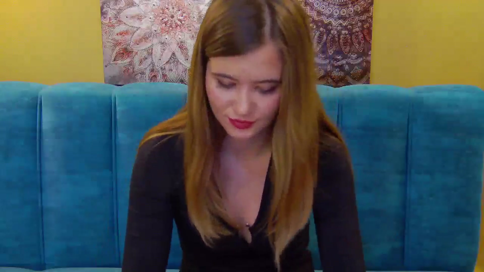 Gallery image thumbnail from Aileenaa's myfreecams stream on, 10/03/2025, 20:25 image 13 of 20
