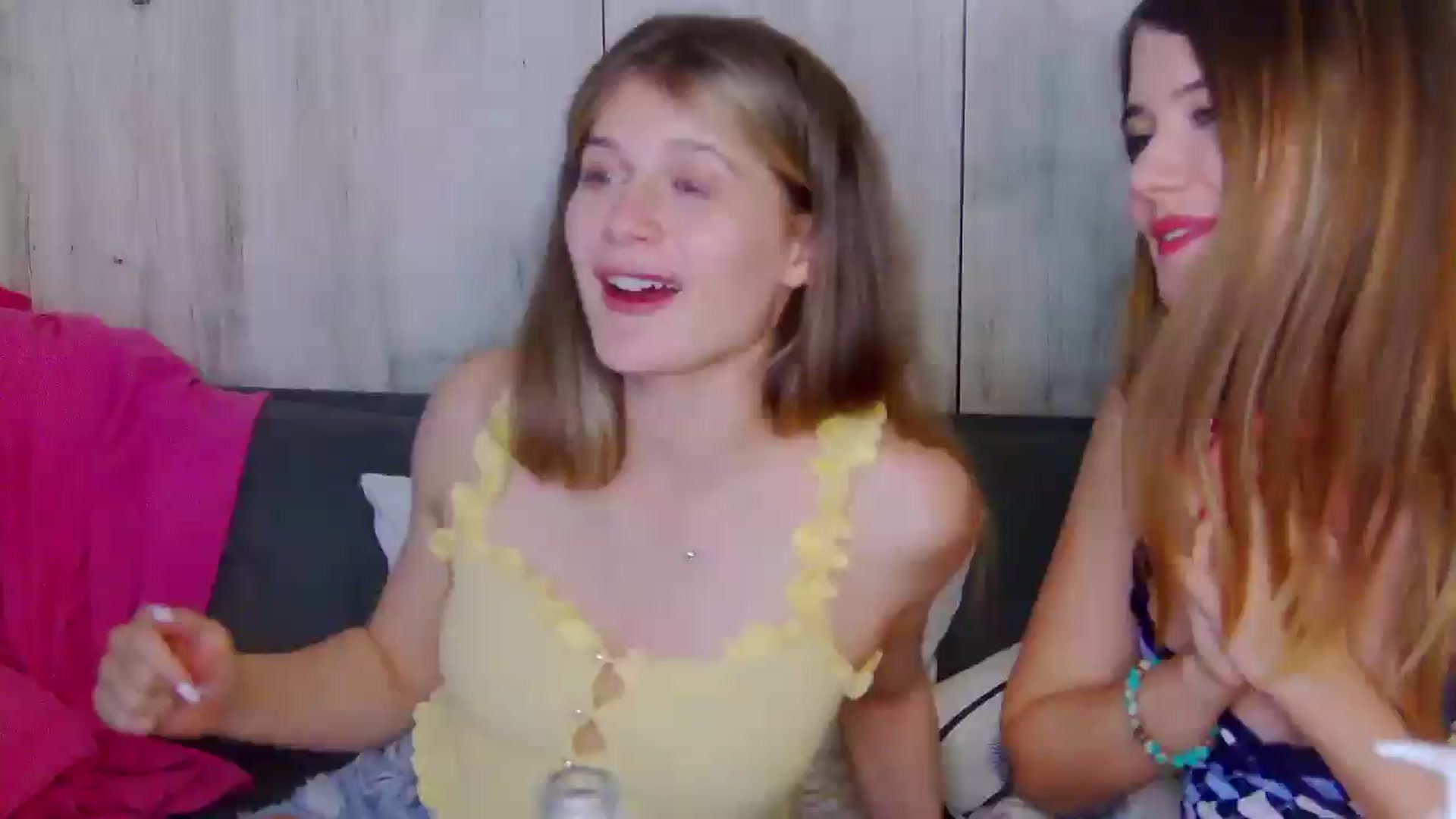 Gallery image thumbnail from Aileenaa's myfreecams stream on, 10/12/2025, 21:35 image 1 of 20