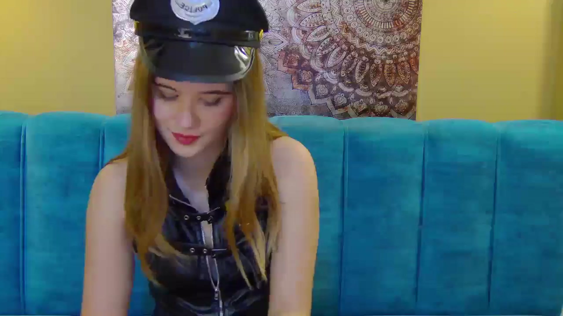 Gallery image thumbnail from Aileenaa's myfreecams stream on, 10/31/2025, 17:59 image 16 of 20