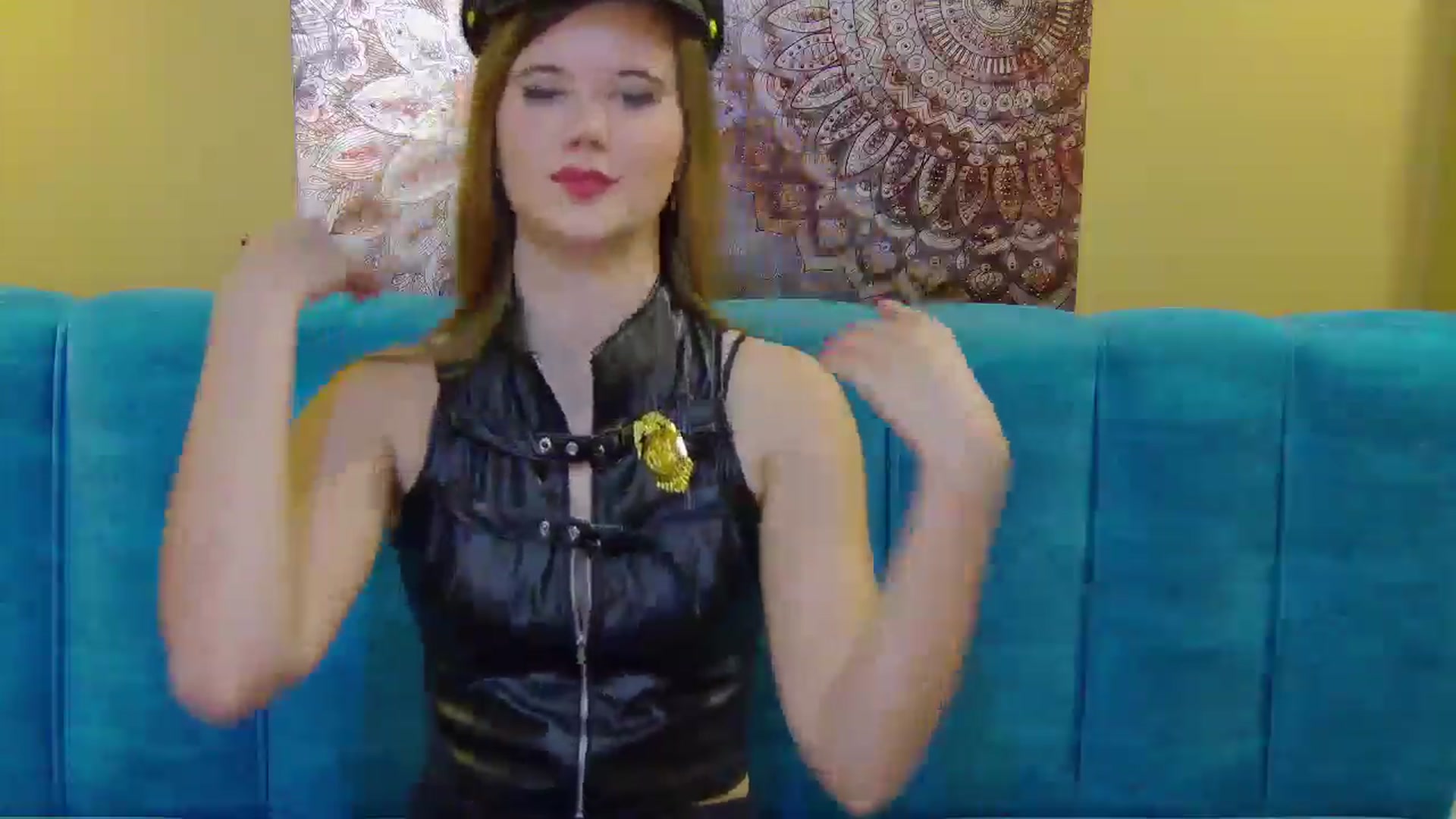 Gallery image thumbnail from Aileenaa's myfreecams stream on, 10/31/2025, 17:59 image 11 of 20