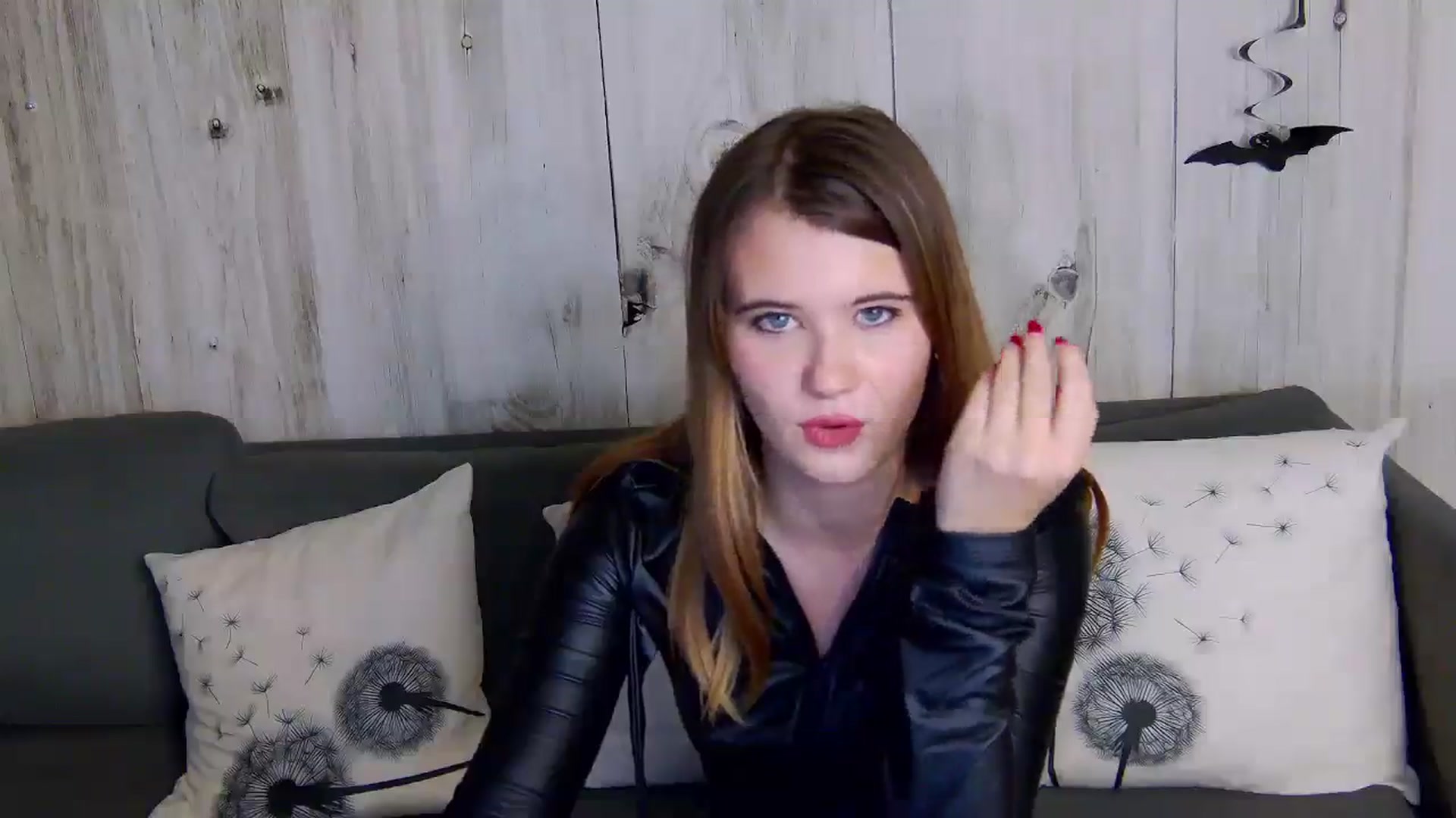 Gallery image thumbnail from Aileenaa's myfreecams stream on, 11/02/2025, 23:58 image 12 of 20