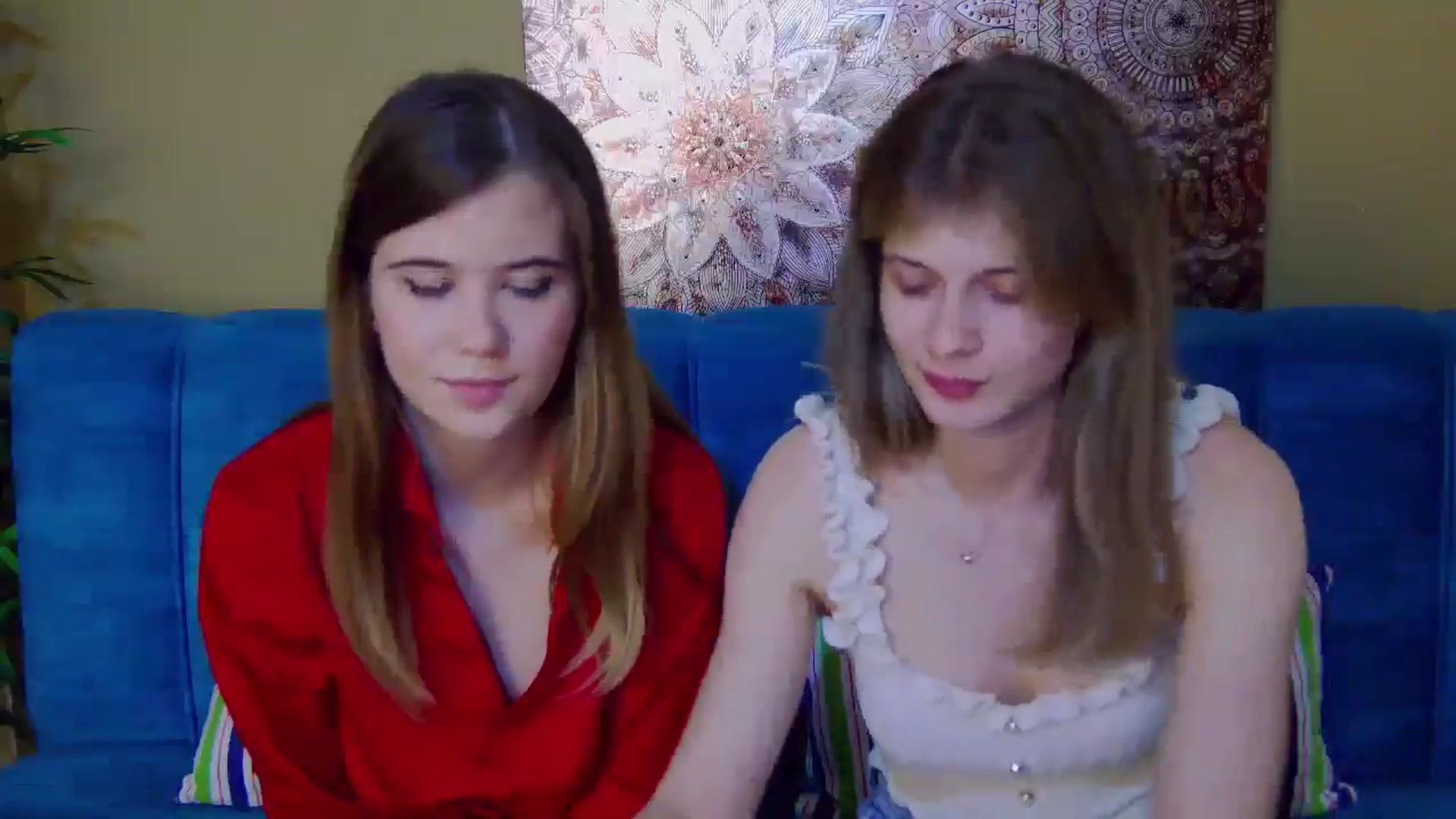 Gallery image thumbnail from Aileenaa's myfreecams stream on, 11/07/2025, 18:25 image 14 of 20