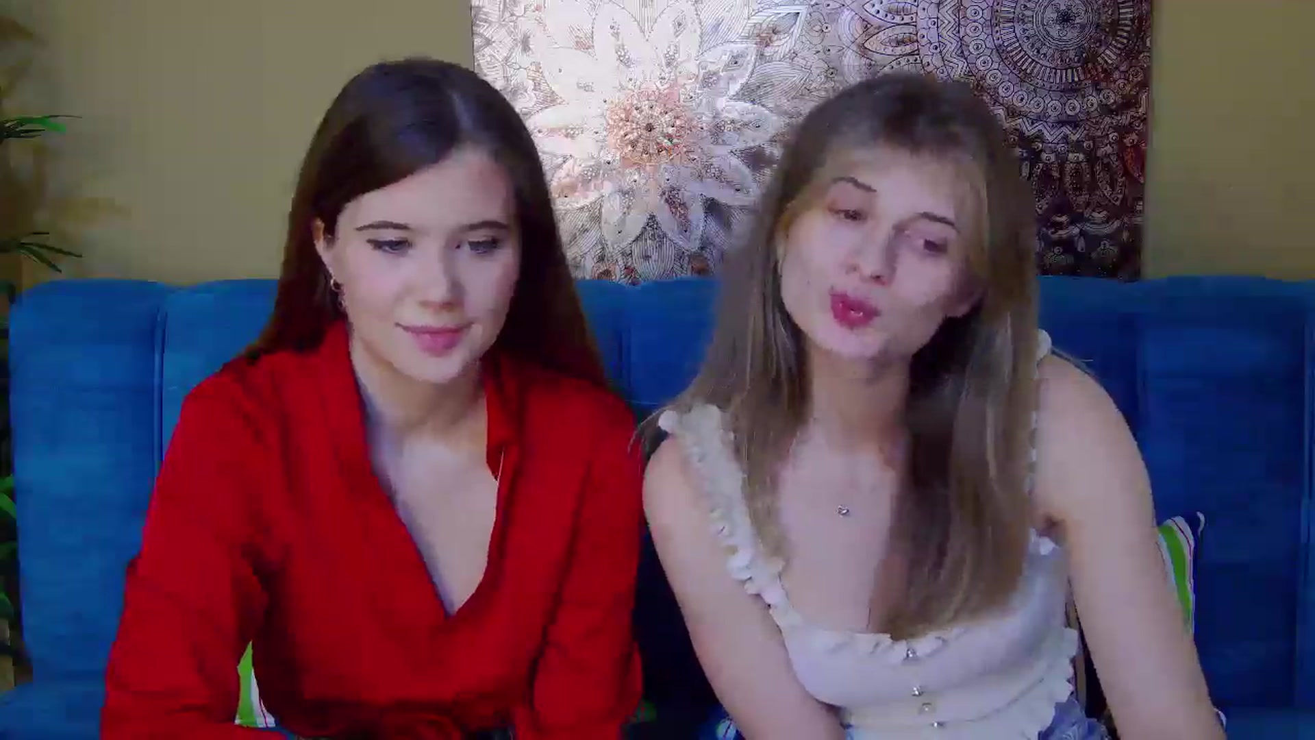 Gallery image thumbnail from Aileenaa's myfreecams stream on, 11/07/2025, 18:25 image 4 of 20