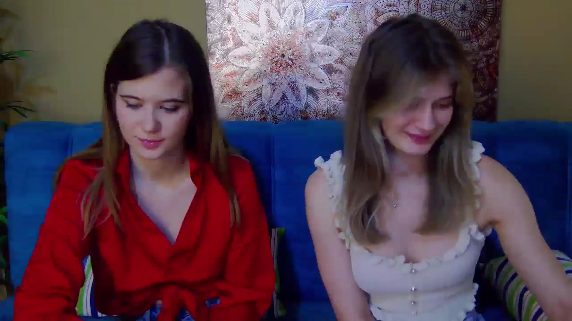 Gallery image thumbnail from Aileenaa's myfreecams stream on, 11/07/2025, 19:43 image 6 of 20