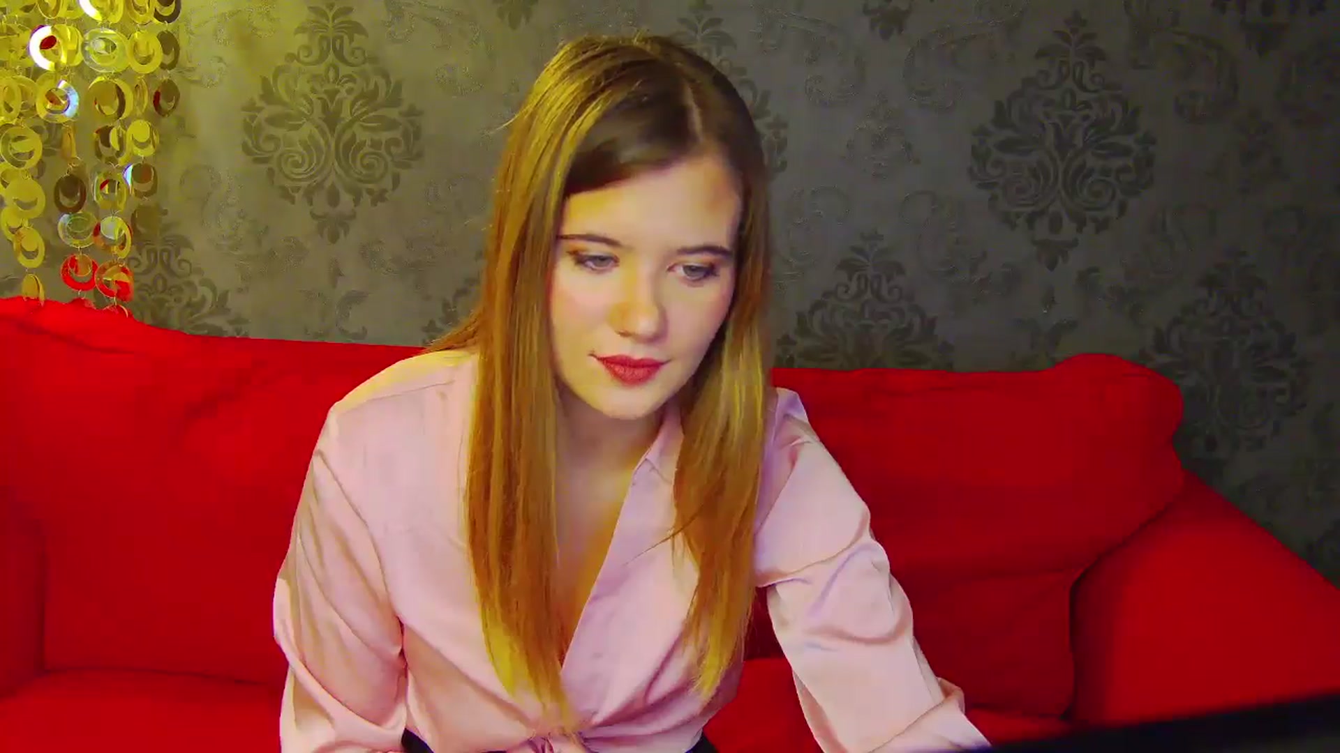 Gallery image thumbnail from Aileenaa's myfreecams stream on, 11/16/2025, 18:29 image 16 of 20