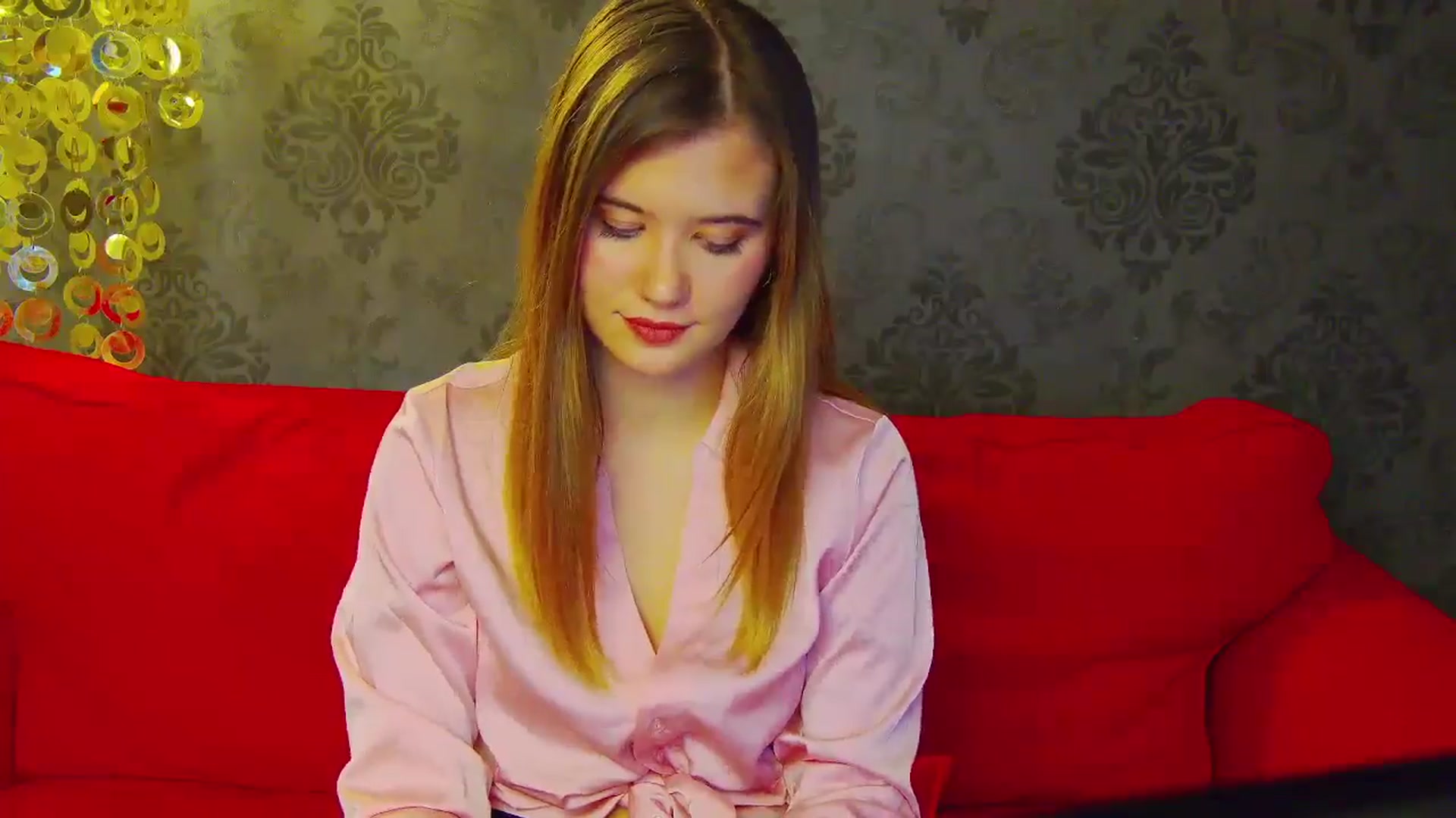 Gallery image thumbnail from Aileenaa's myfreecams stream on, 11/16/2025, 19:25 image 16 of 20