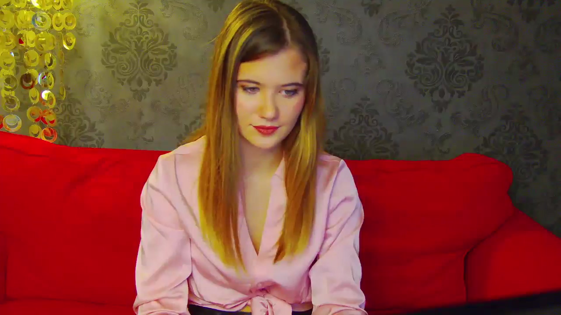 Gallery image thumbnail from Aileenaa's myfreecams stream on, 11/16/2025, 19:25 image 4 of 20