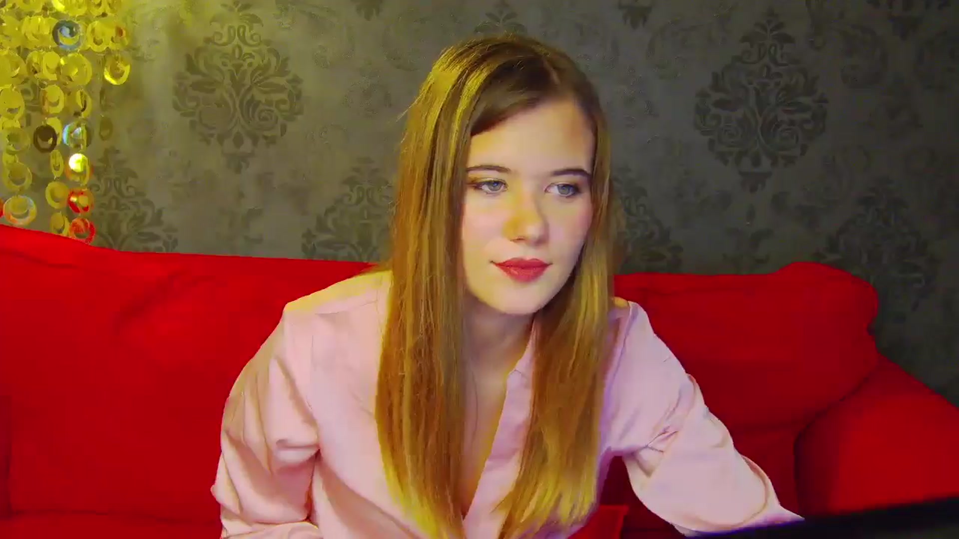 Gallery image thumbnail from Aileenaa's myfreecams stream on, 11/16/2025, 19:25 image 7 of 20