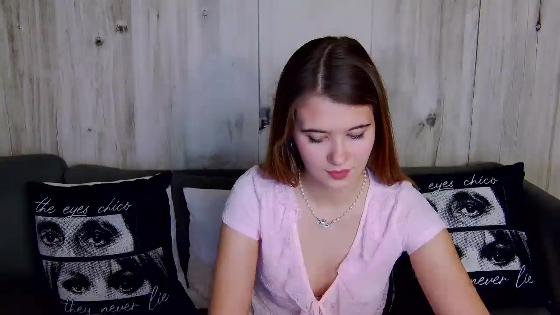 Gallery image thumbnail from Aileenaa's myfreecams stream on, 11/18/2025, 17:31 image 11 of 20