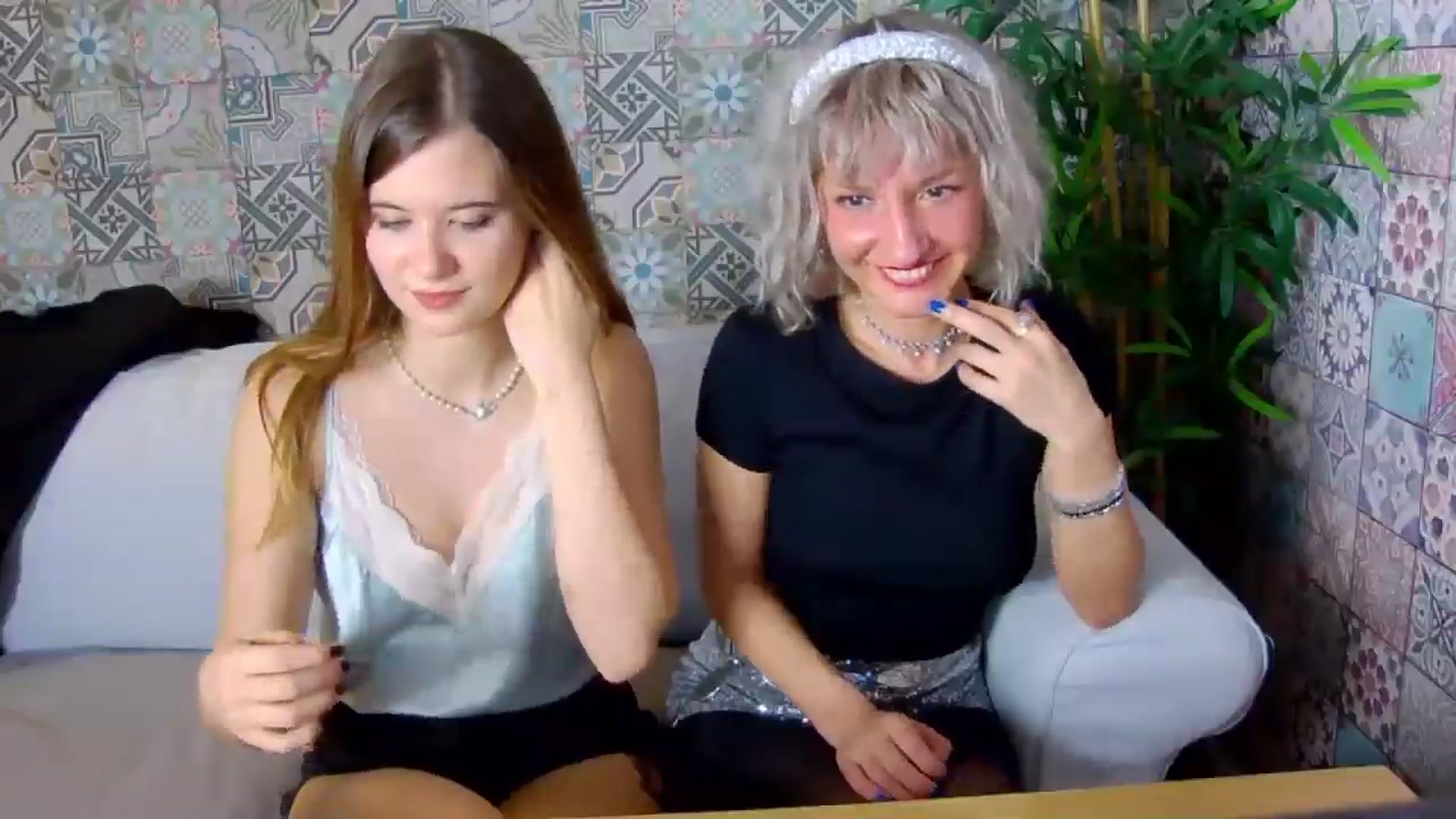 Gallery image thumbnail from Aileenaa's myfreecams stream on, 11/22/2025, 22:05 image 13 of 20
