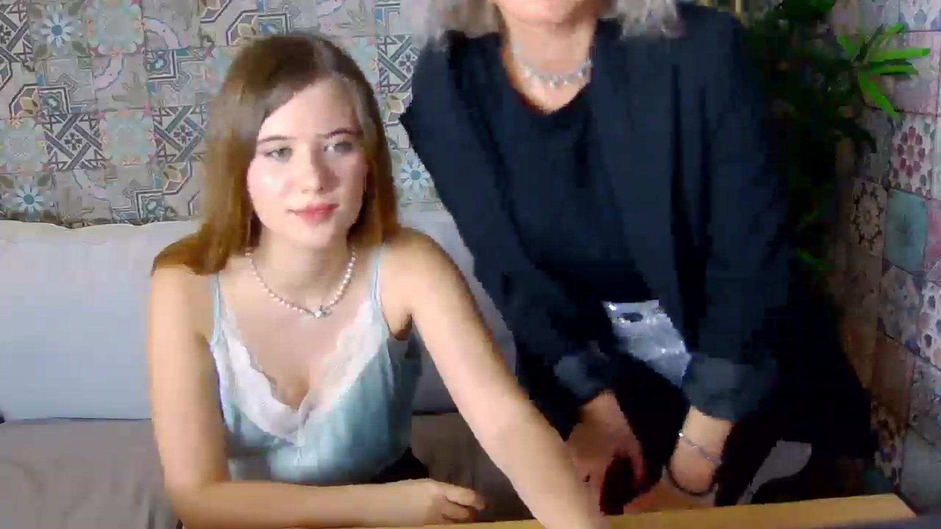 Gallery image thumbnail from Aileenaa's myfreecams stream on, 11/22/2025, 22:05 image 7 of 20