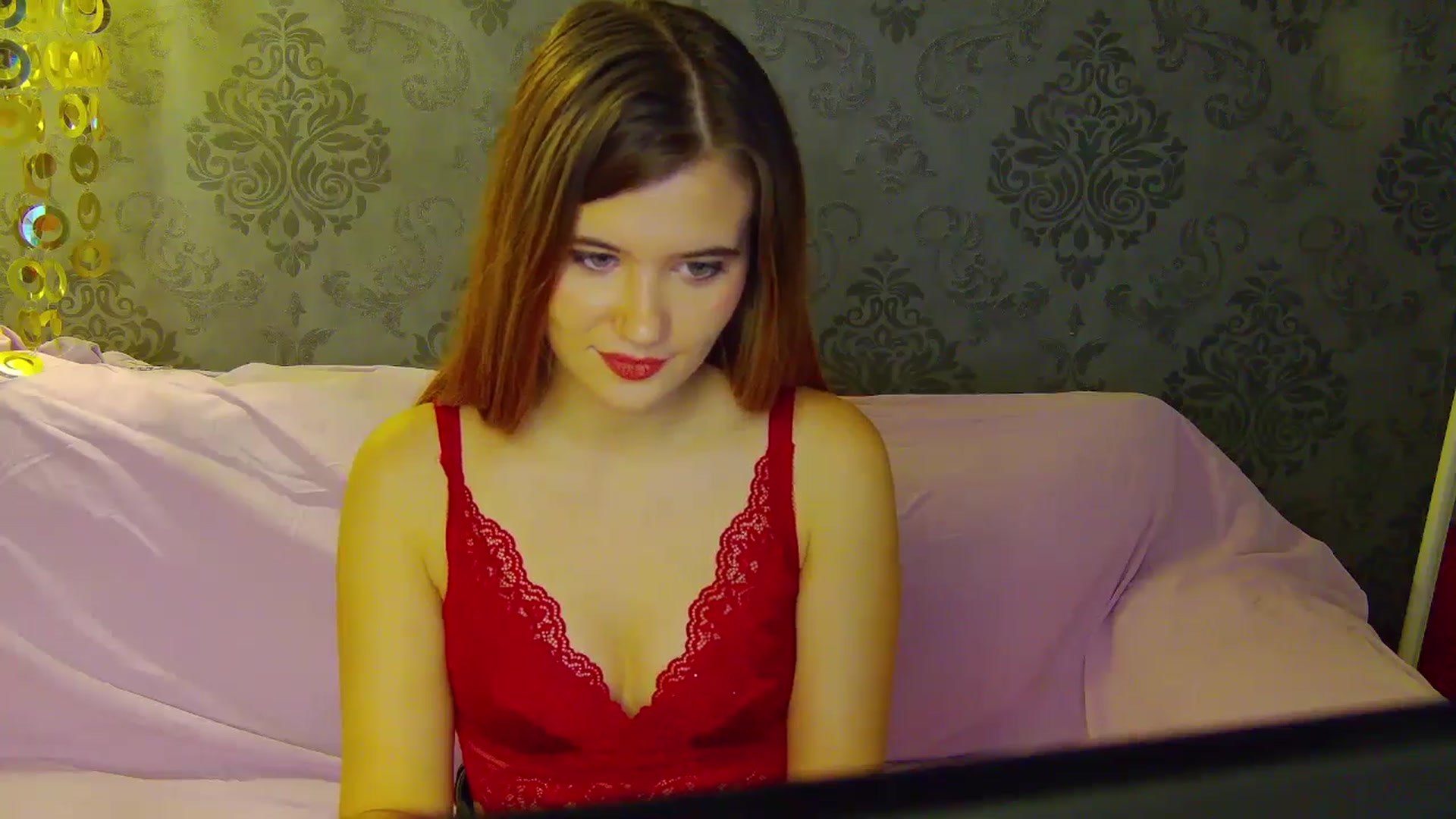 Gallery image thumbnail from Aileenaa's myfreecams stream on, 11/25/2025, 22:39 image 2 of 20