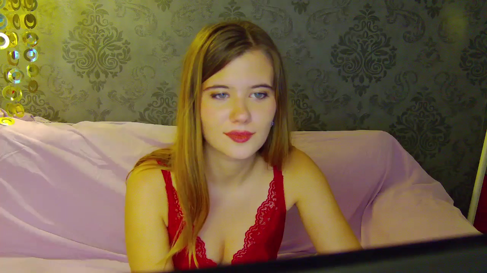 Gallery image thumbnail from Aileenaa's myfreecams stream on, 11/25/2025, 23:52 image 14 of 20