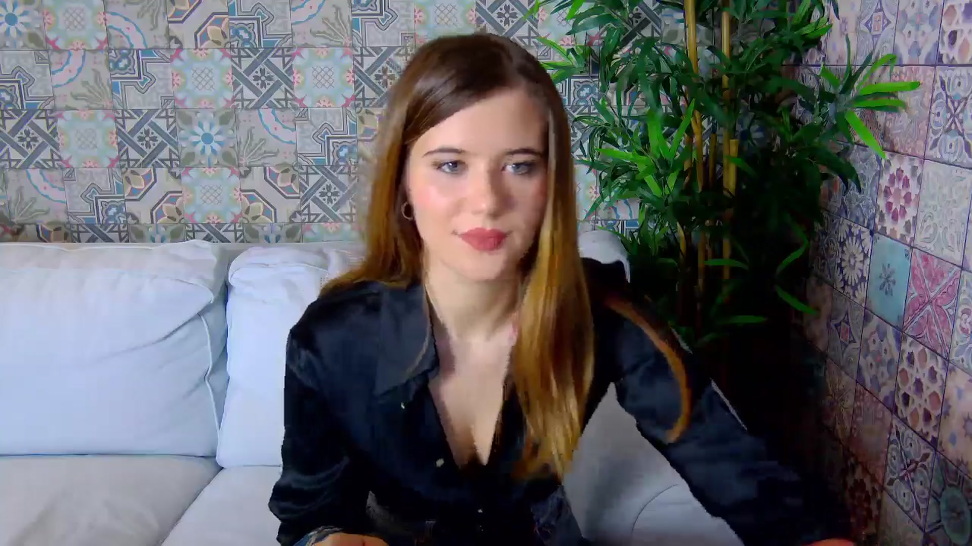 Gallery image thumbnail from Aileenaa's myfreecams stream on, 11/29/2025, 18:50 image 7 of 20