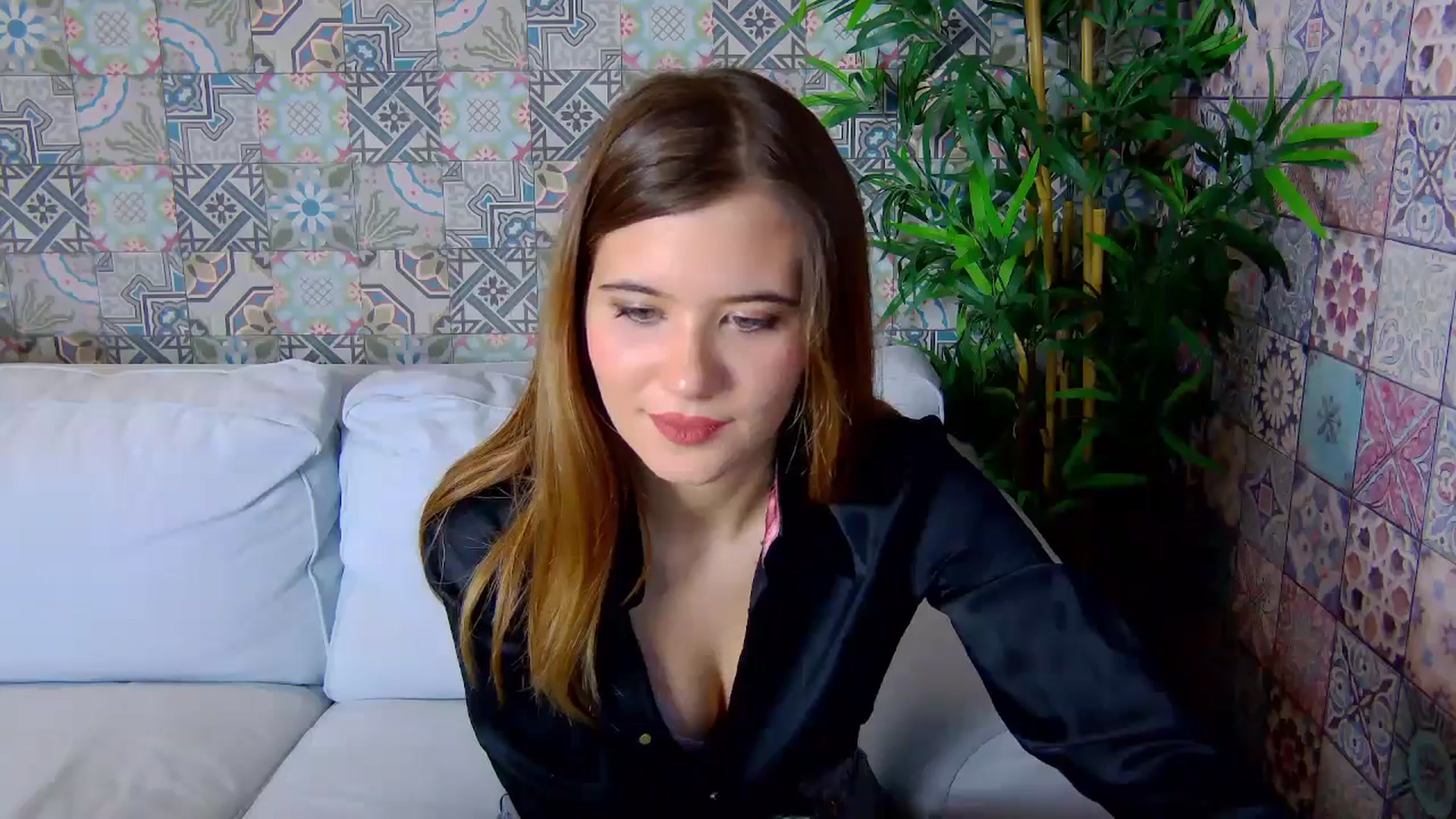 Gallery image thumbnail from Aileenaa's myfreecams stream on, 11/29/2025, 18:50 image 3 of 20