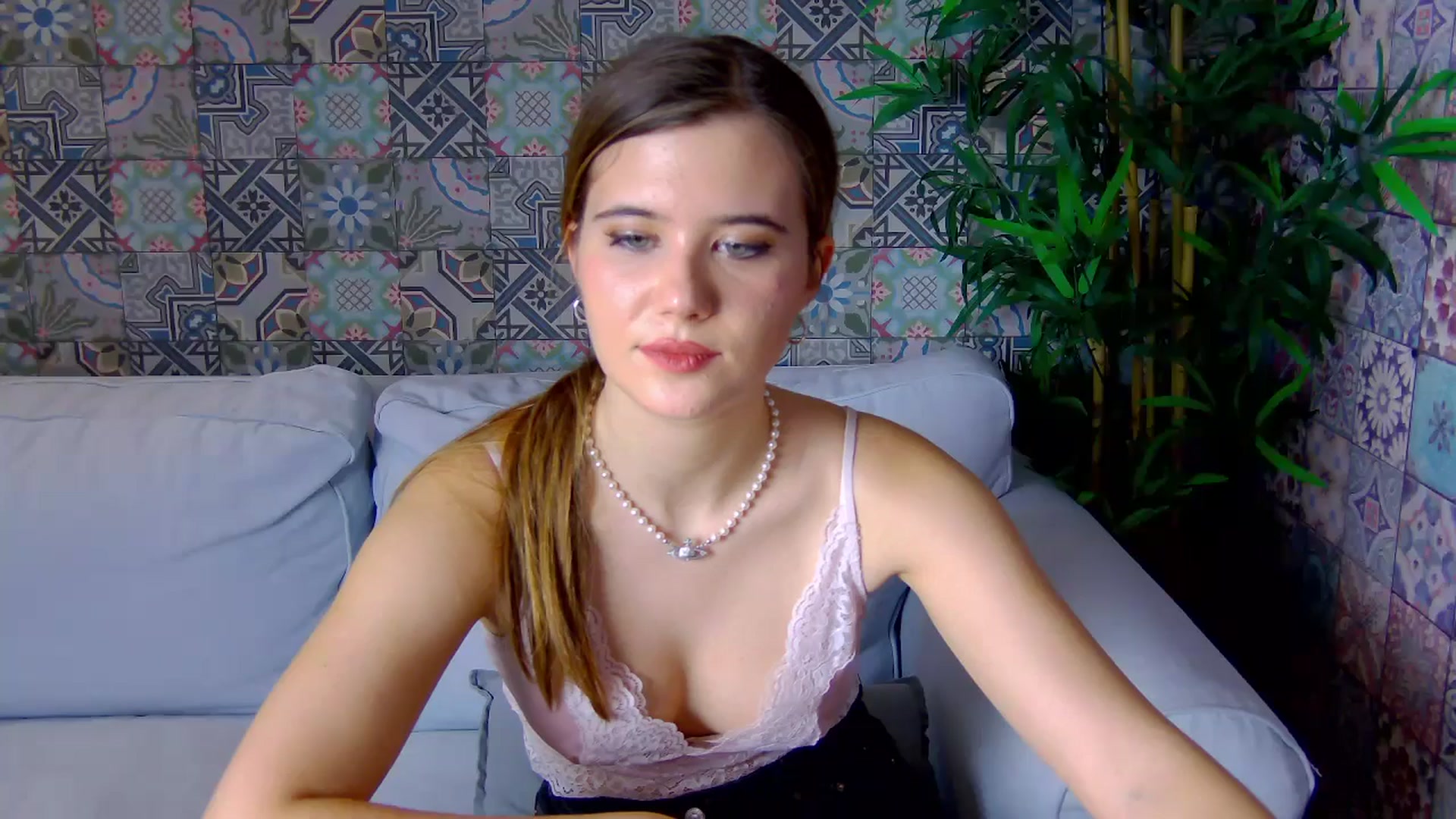 Gallery image thumbnail from Aileenaa's myfreecams stream on, 12/01/2025, 23:24 image 7 of 20