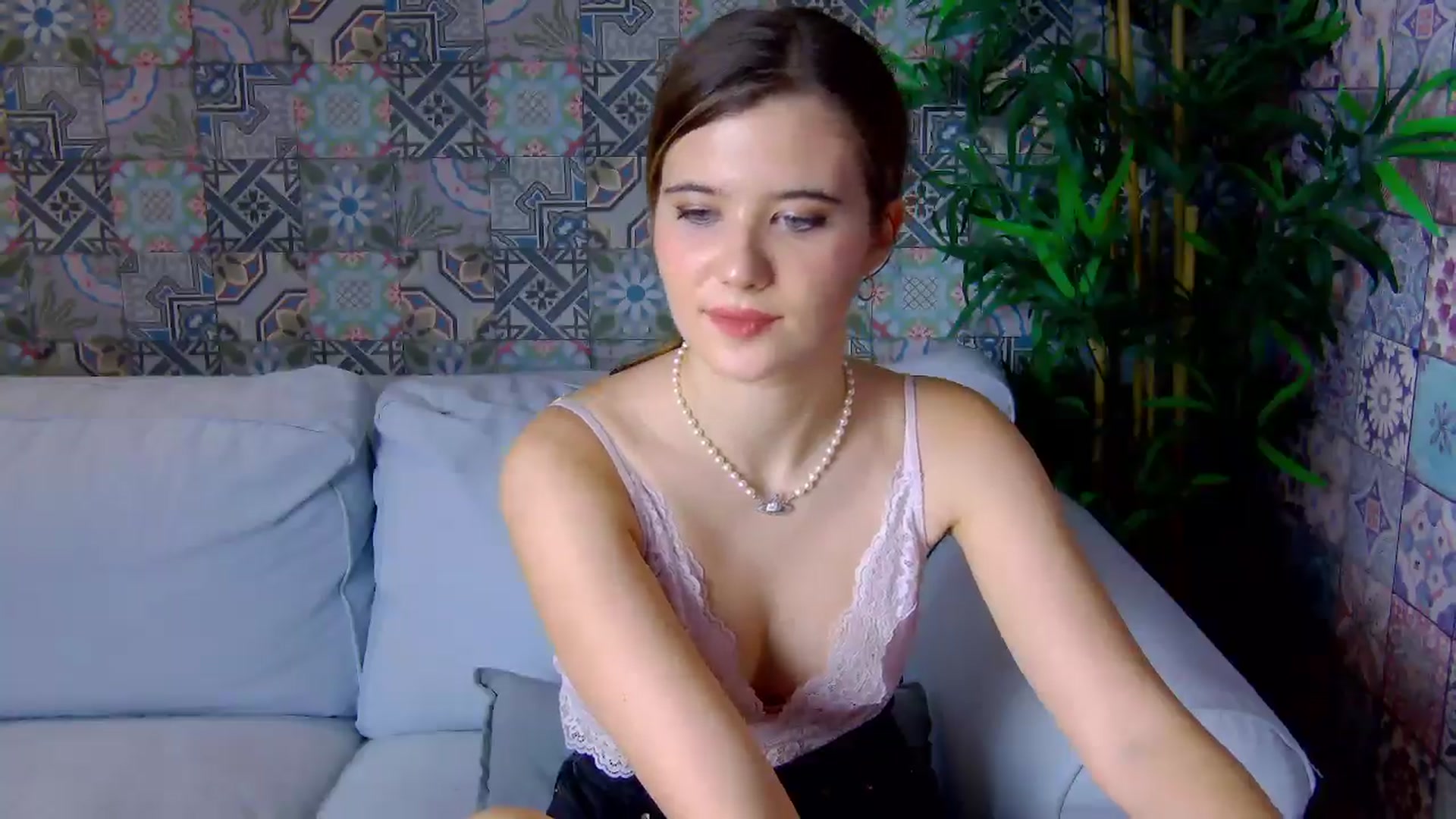 Gallery image thumbnail from Aileenaa's myfreecams stream on, 12/01/2025, 23:24 image 2 of 20
