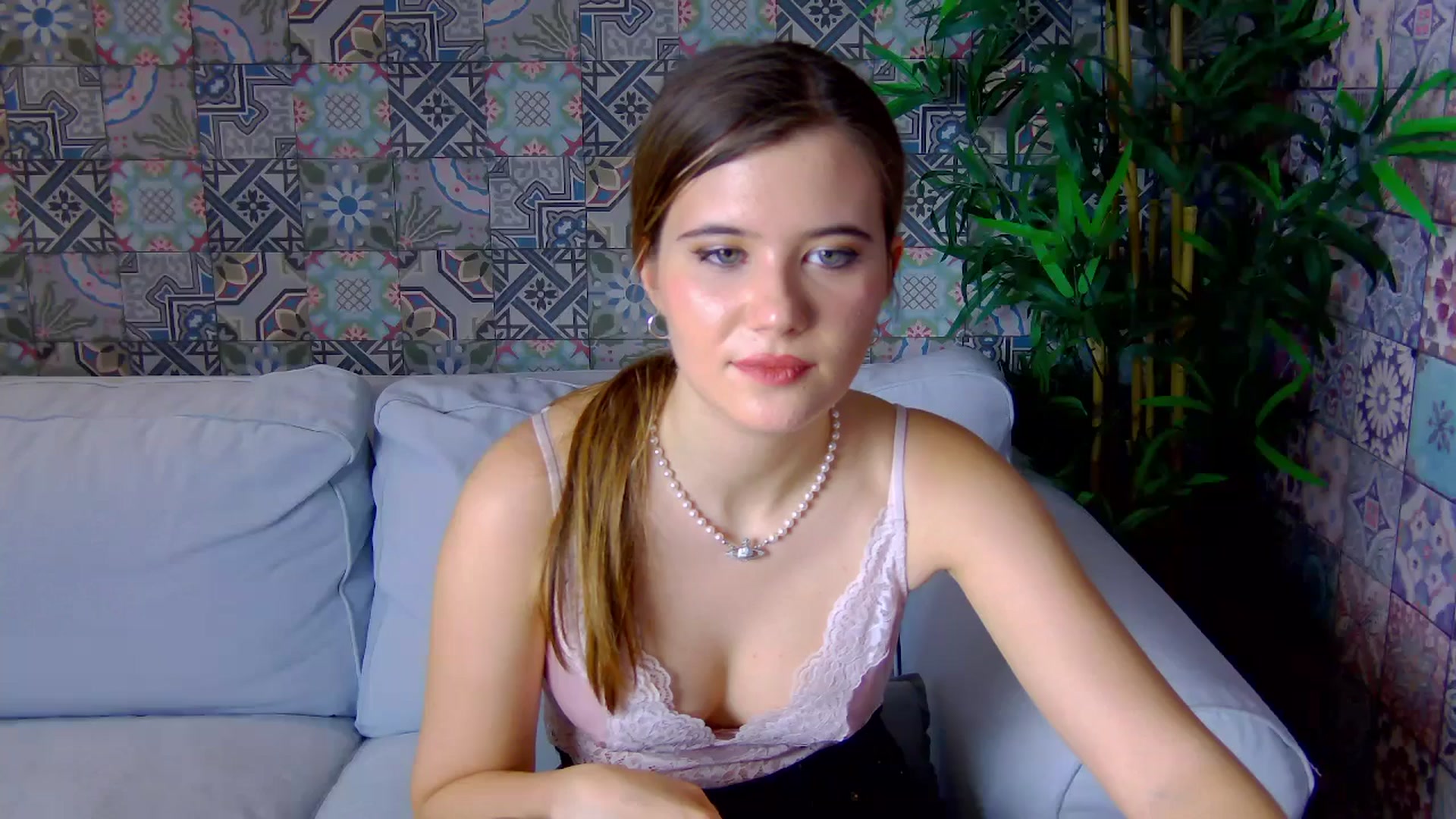 Gallery image thumbnail from Aileenaa's myfreecams stream on, 12/01/2025, 23:24 image 14 of 20