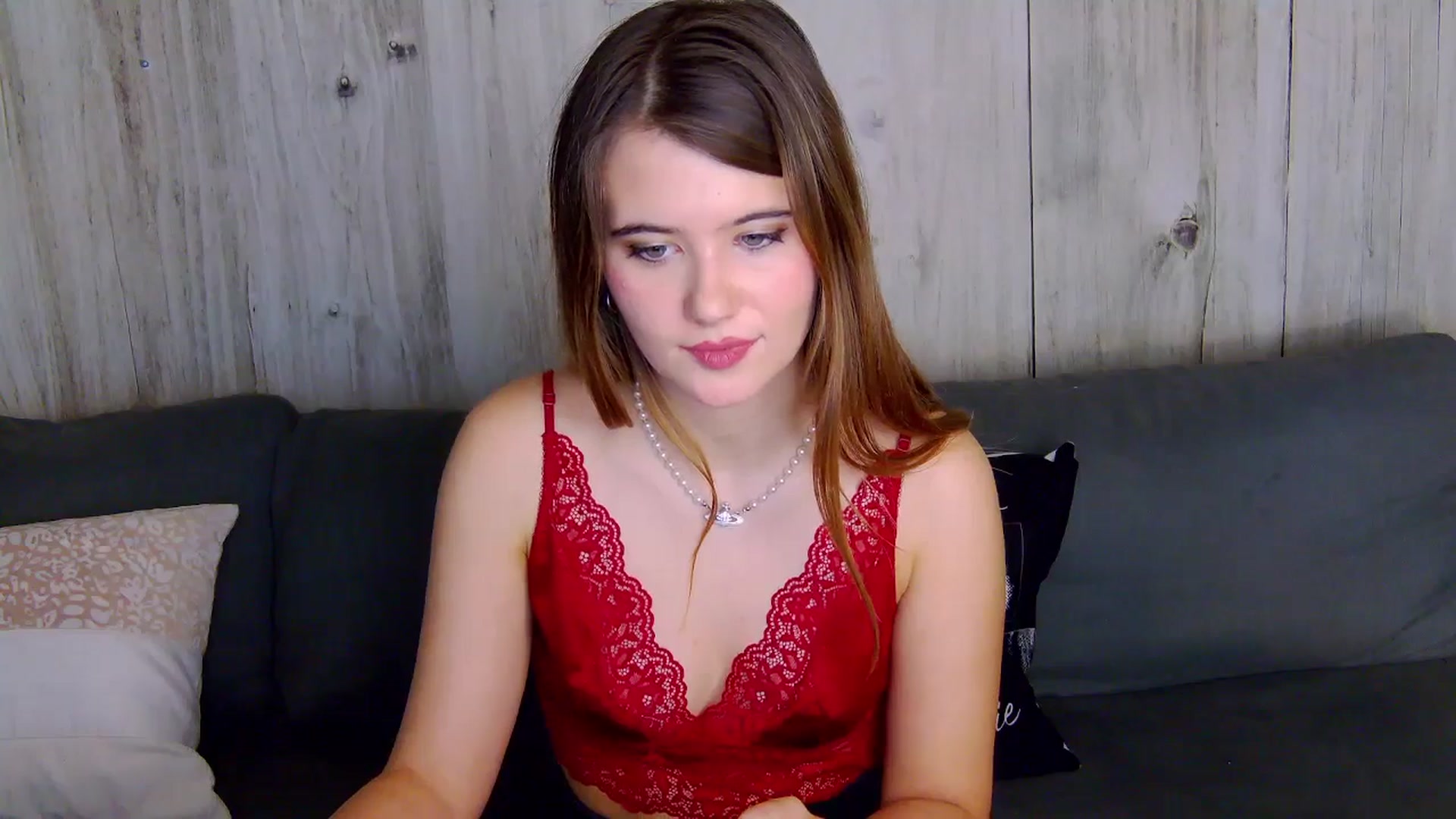 Gallery image thumbnail from Aileenaa's myfreecams stream on, 12/03/2025, 22:43 image 4 of 20