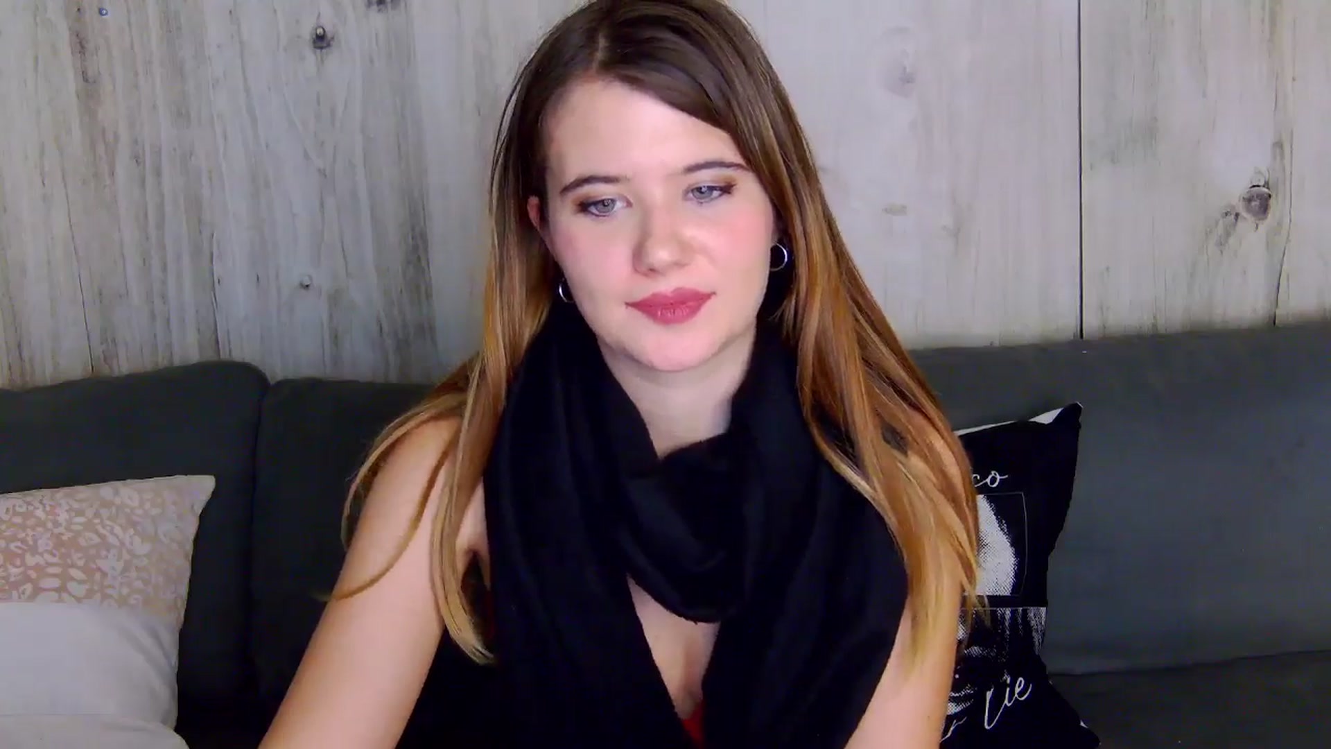 Gallery image thumbnail from Aileenaa's myfreecams stream on, 12/04/2025, 24:52 image 8 of 20