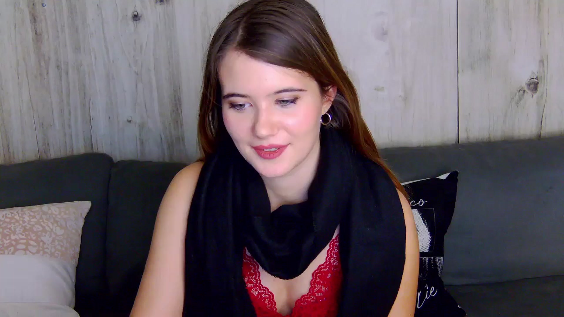 Gallery image thumbnail from Aileenaa's myfreecams stream on, 12/04/2025, 24:52 image 4 of 20